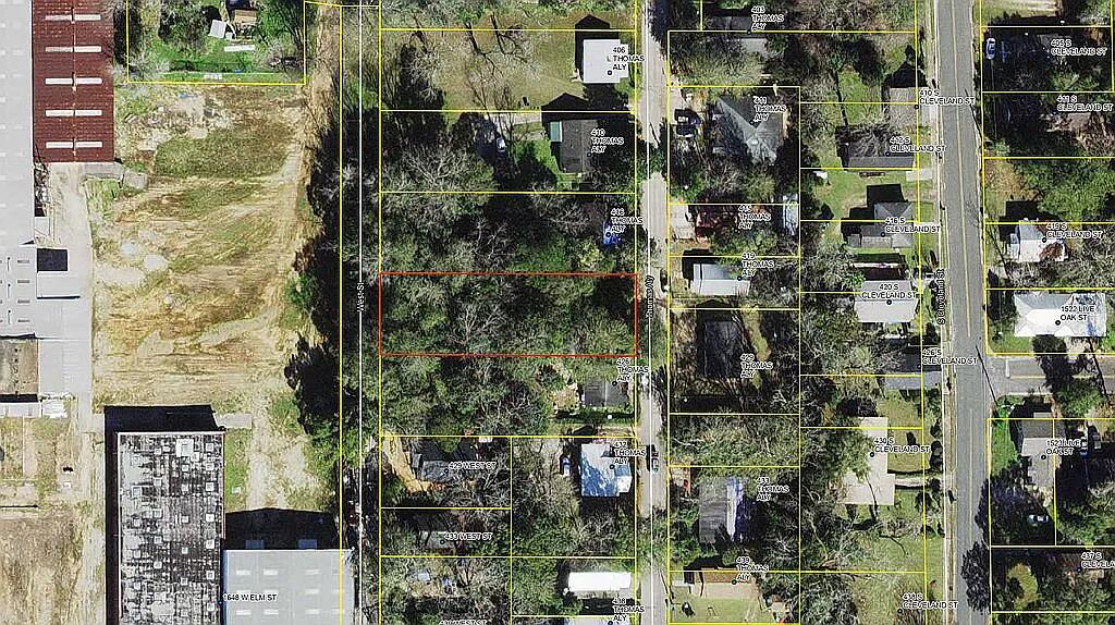 422 Thomas Alley Property Photo 2