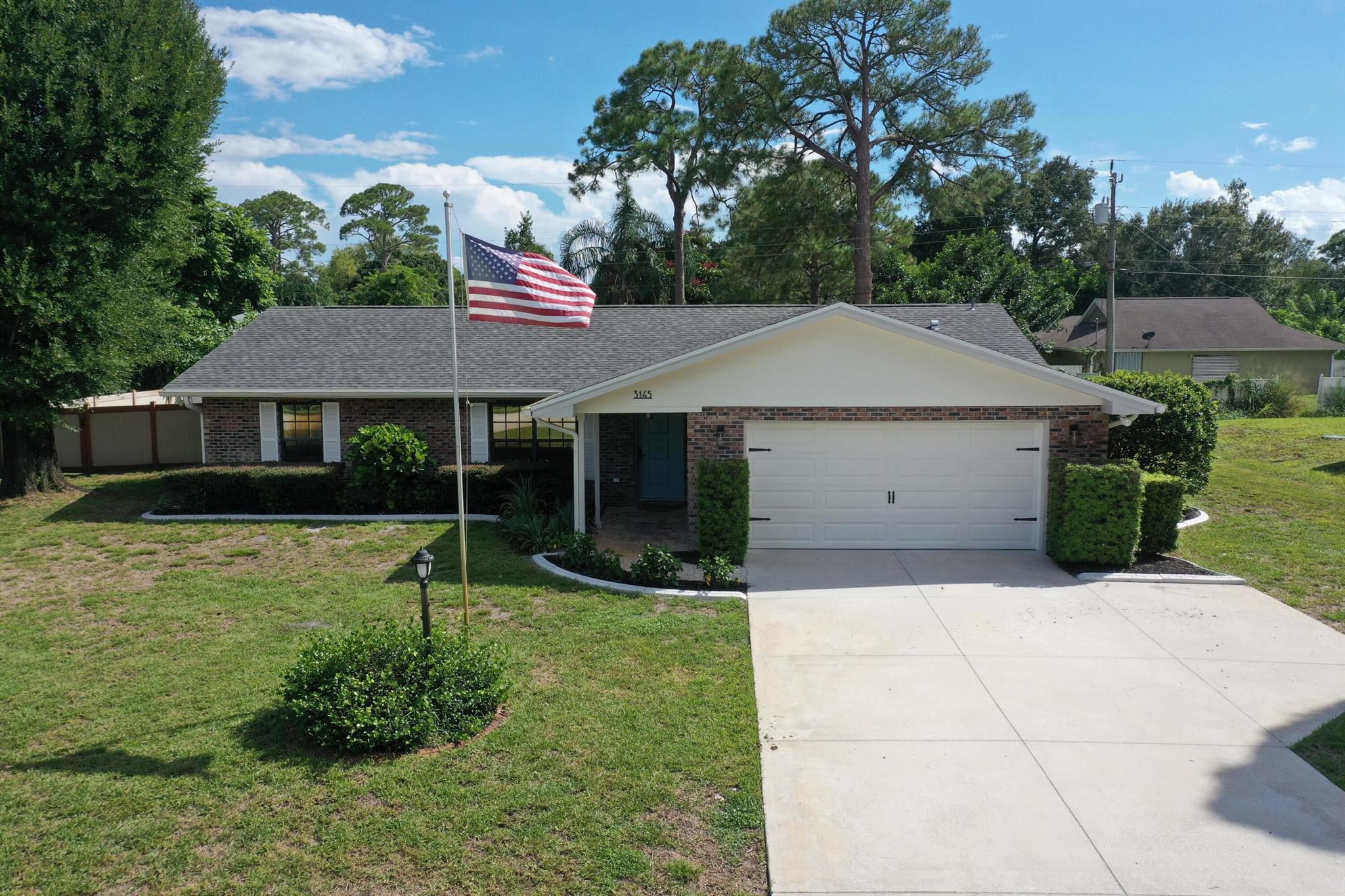 3145 1st Lane Property Photo 1