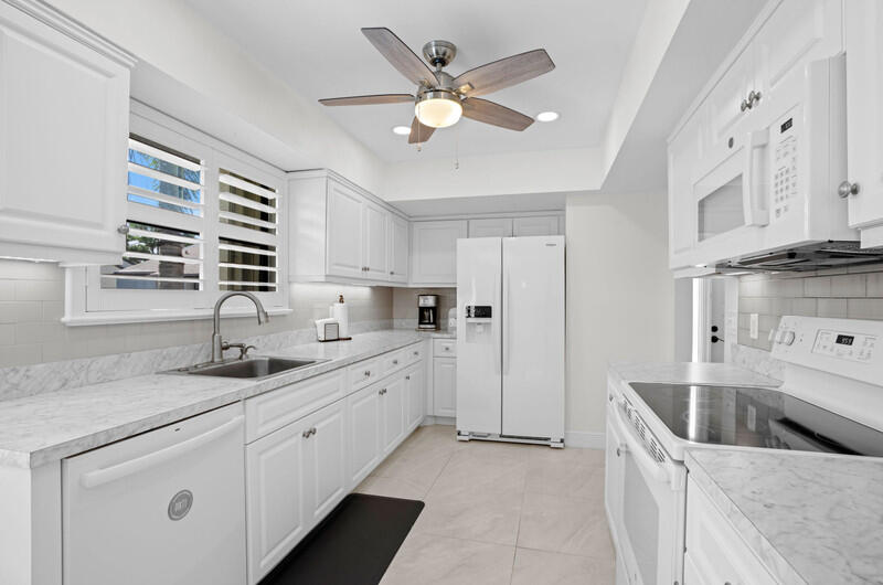 702 Wingfoot Drive D Property Photo 10
