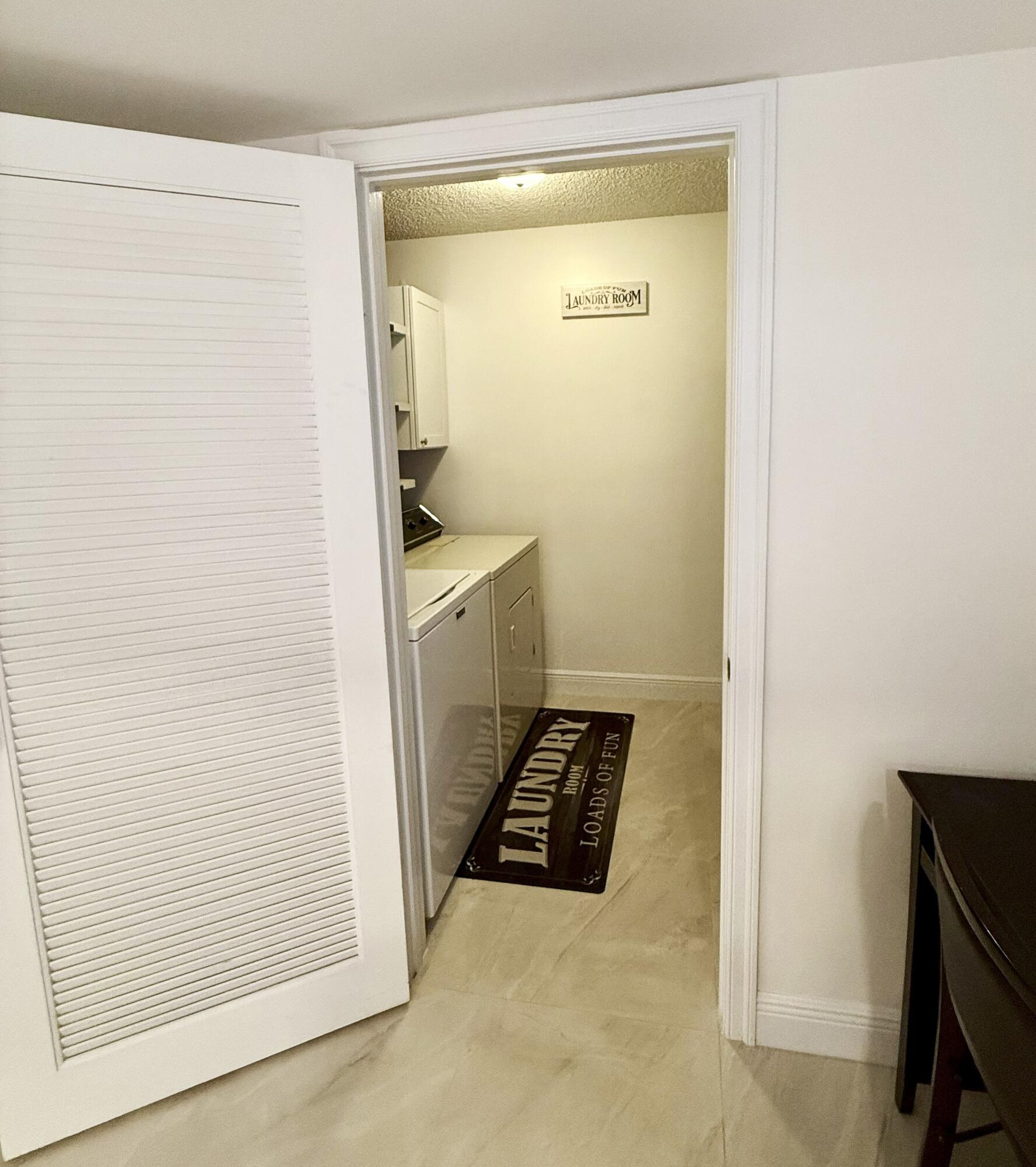 702 Wingfoot Drive D Property Photo 12