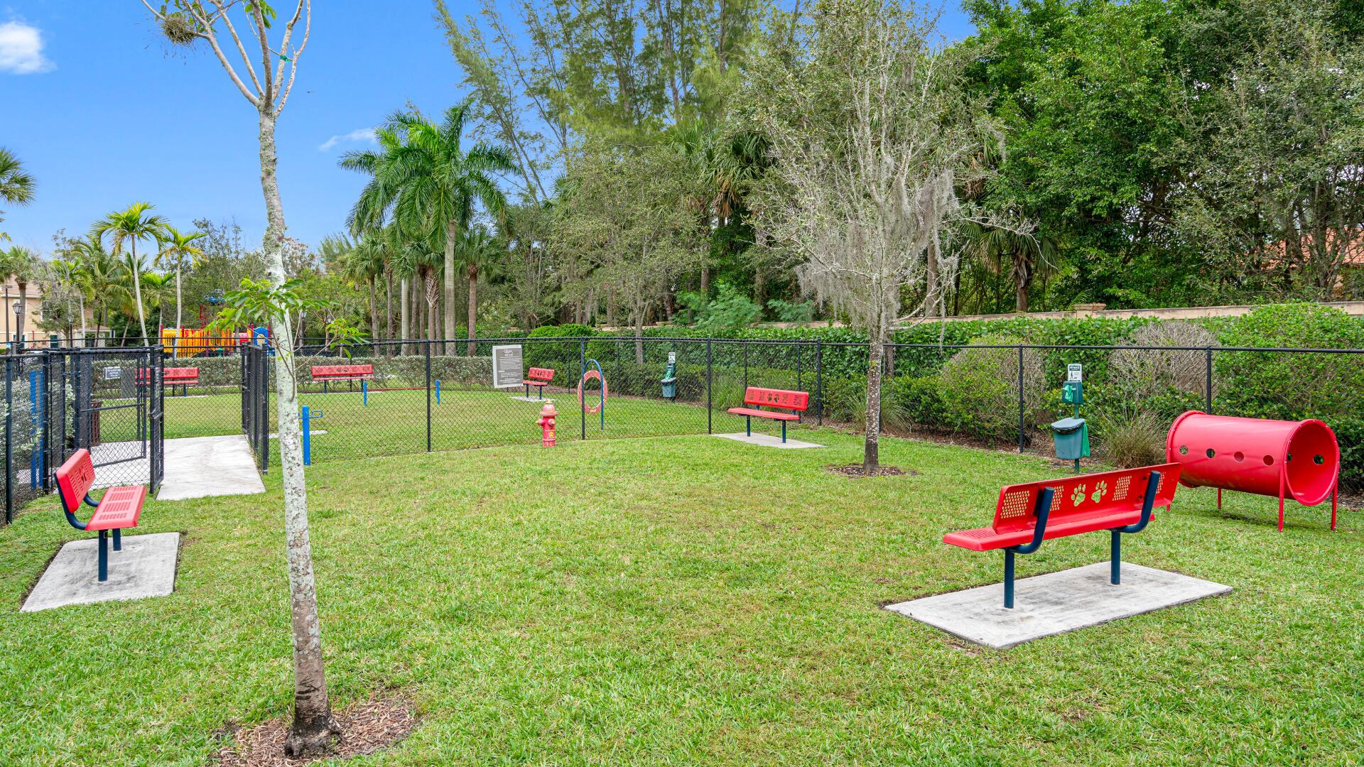 R11128605 Property Photo 16