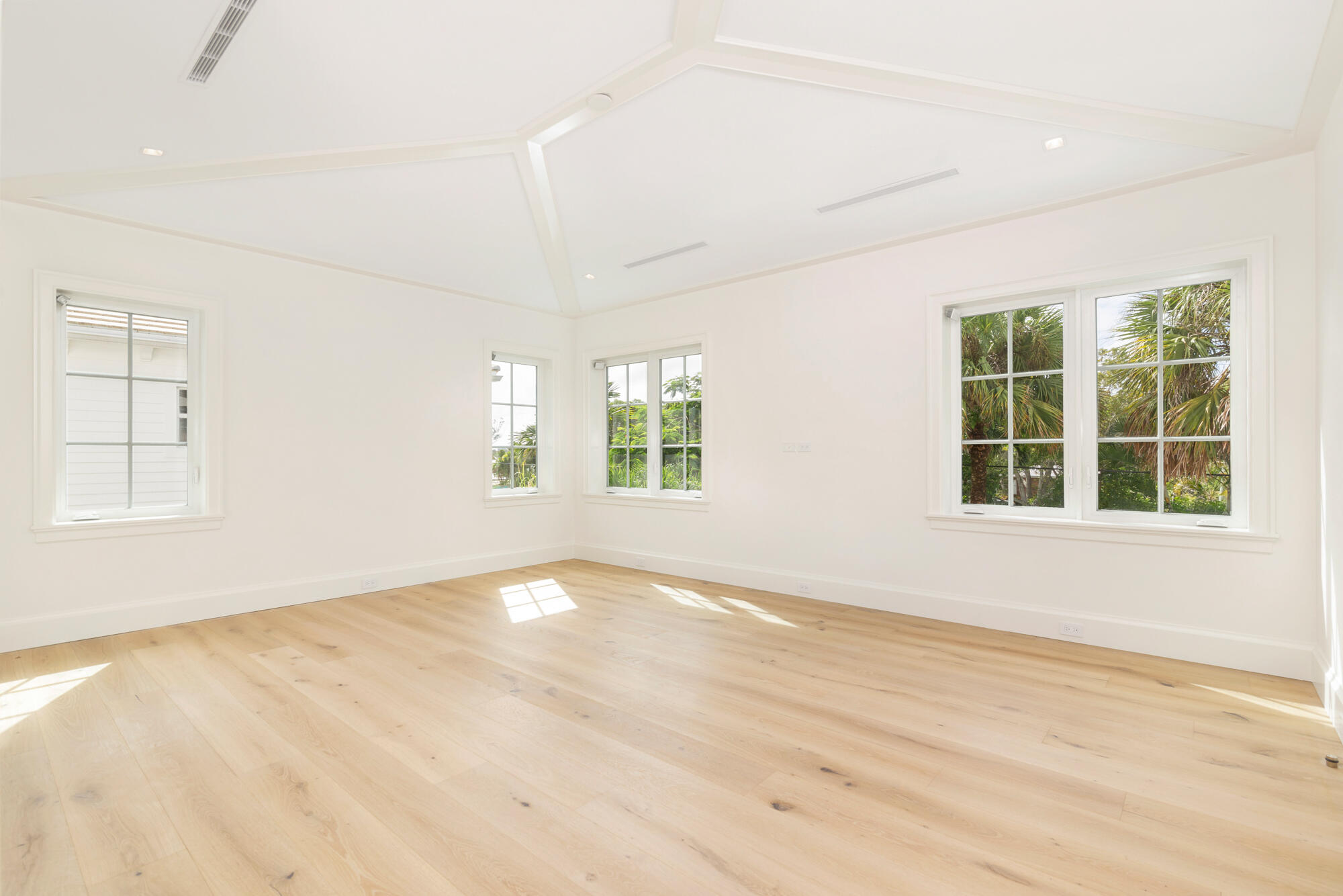 180 Costello Road Property Photo 28