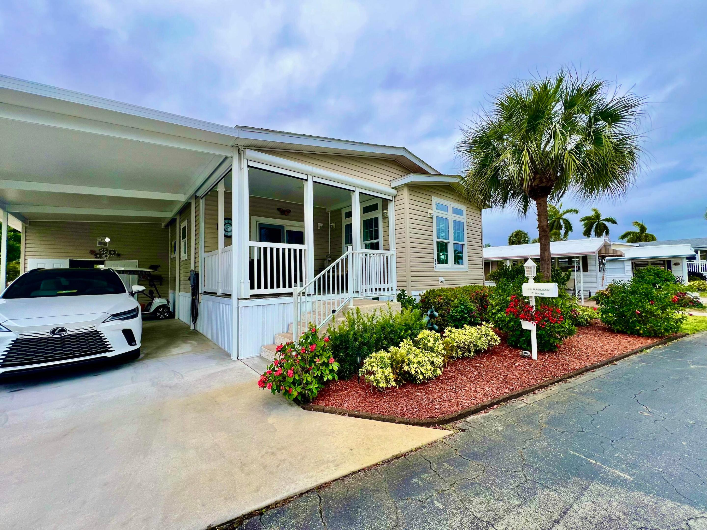 413 Hibiscus Drive Property Photo 1