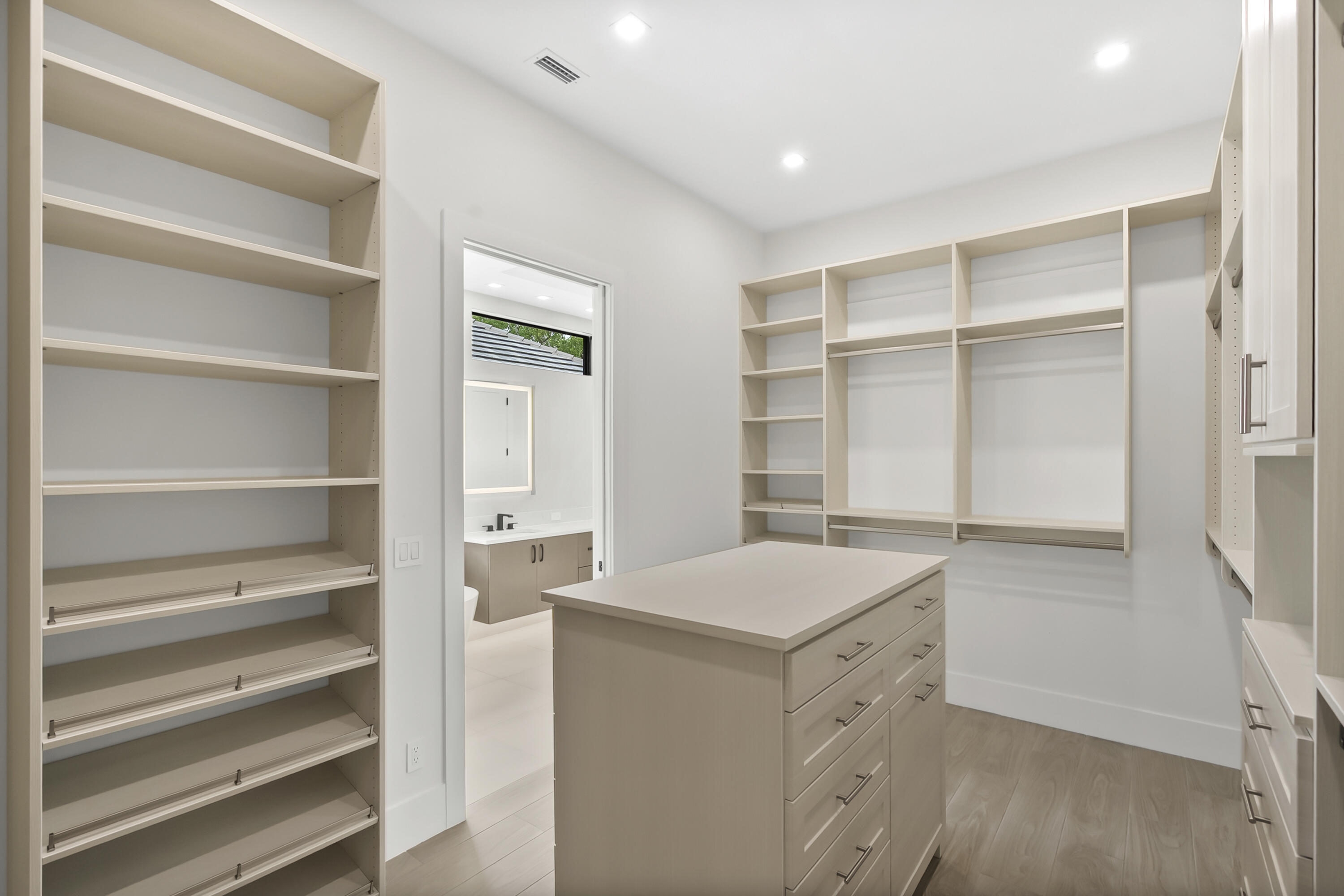 9160 Seaglass Court Property Photo 31
