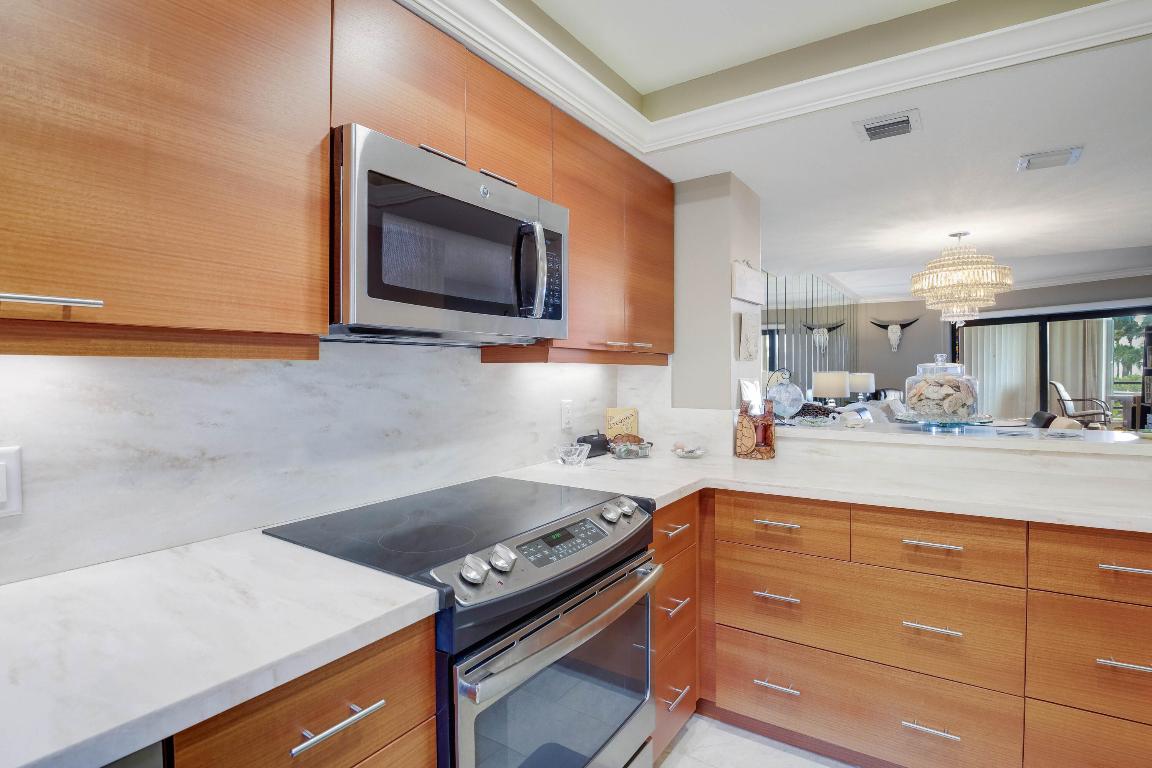 420 Celestial Way 204 Property Photo 10