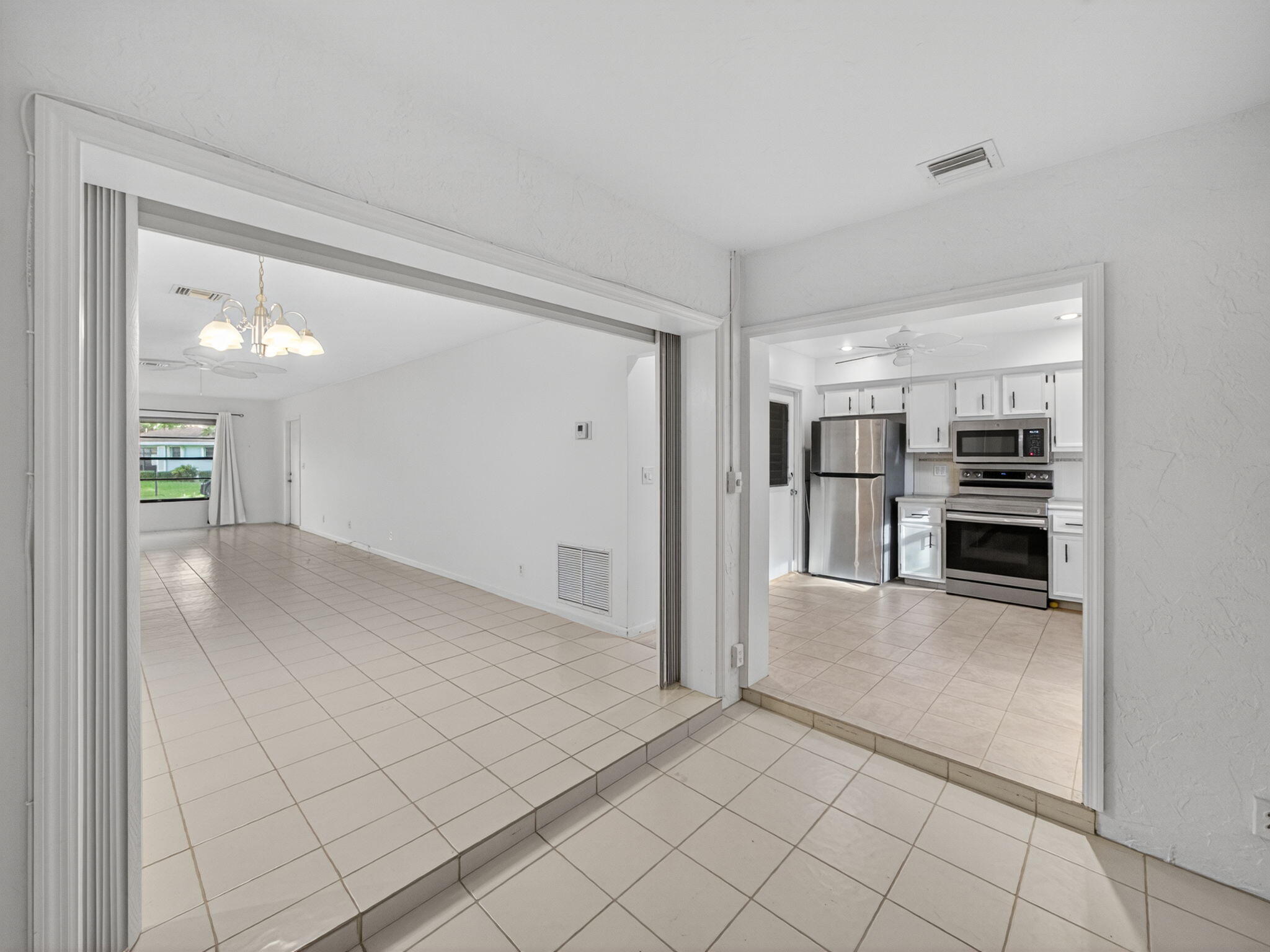 4355 Cedar Tree Place B Property Photo 12