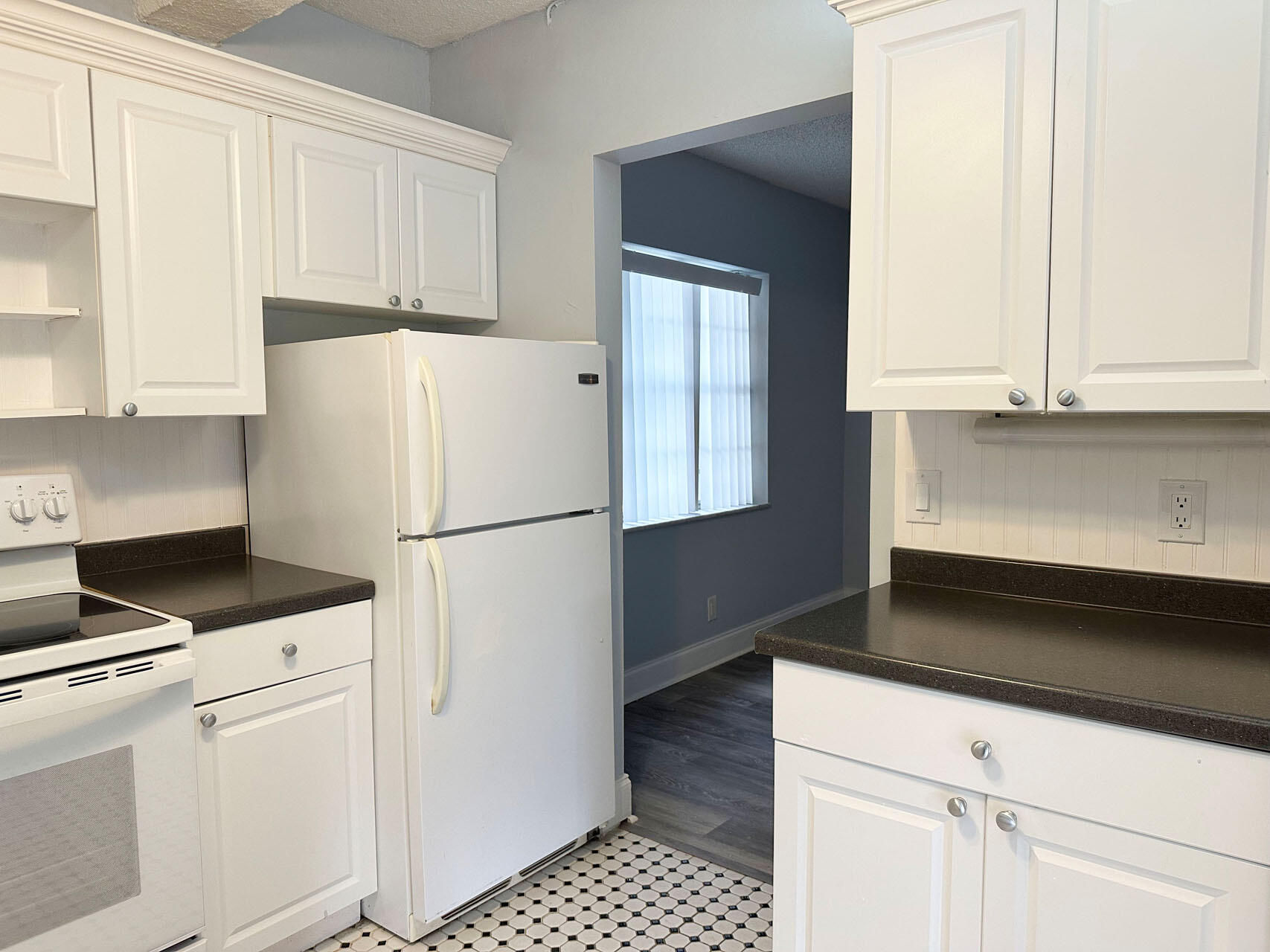 100 Royal Palm Way 2010 Property Photo 13
