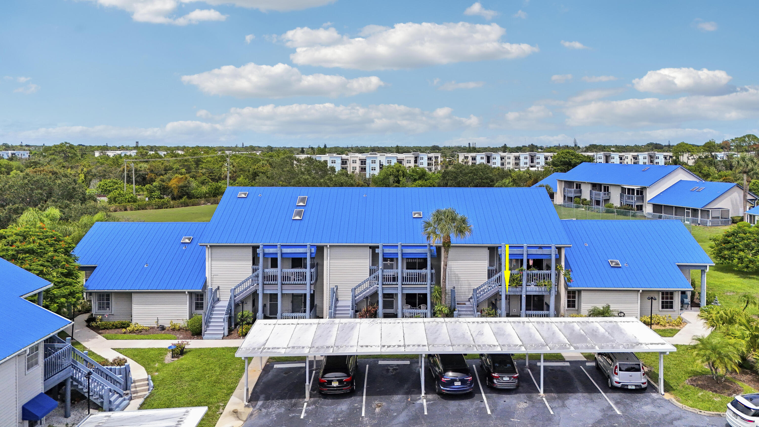 1637 NE Nautical Place 804