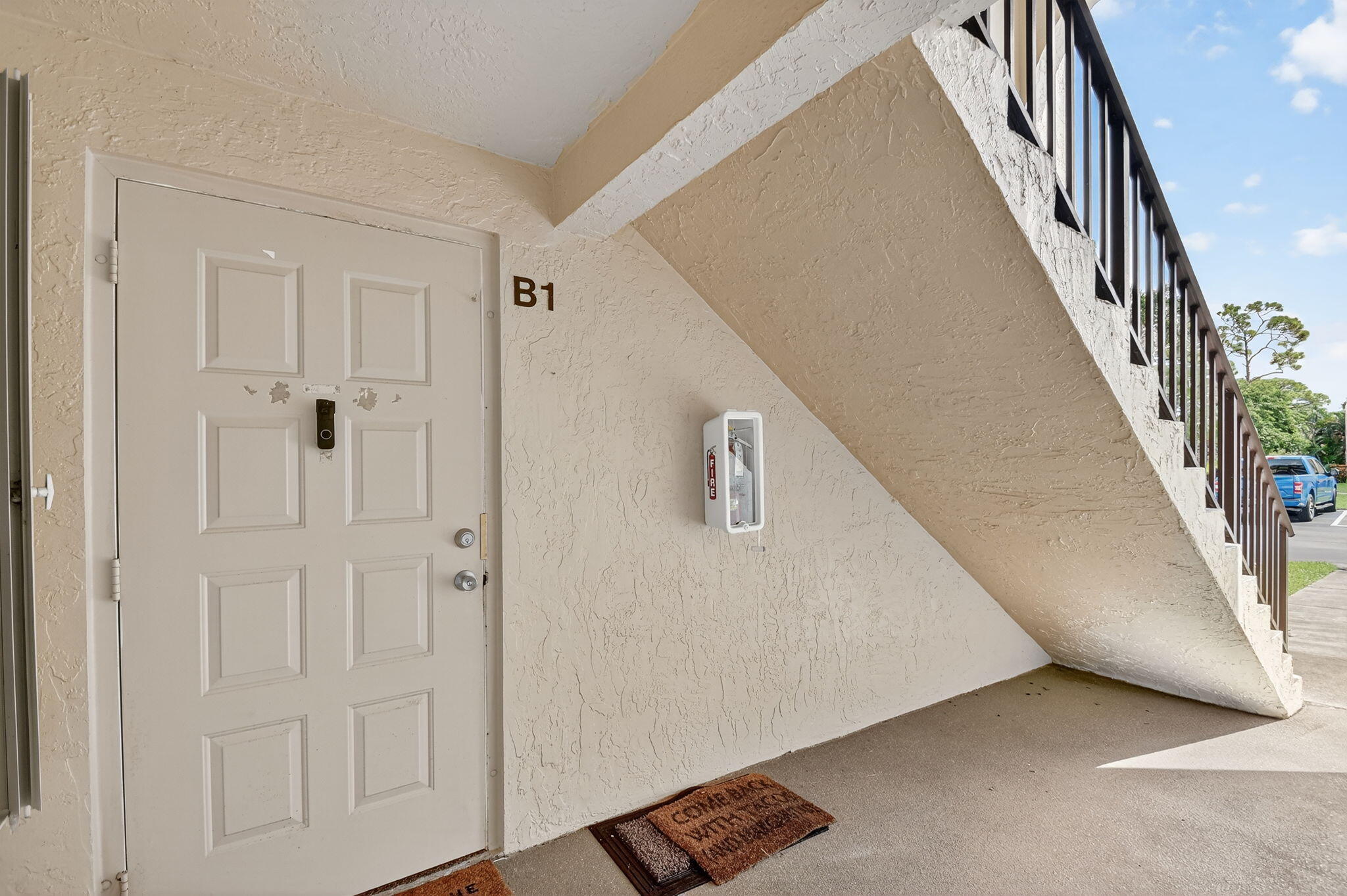 815 Sky Pine Way B1 Property Photo 5