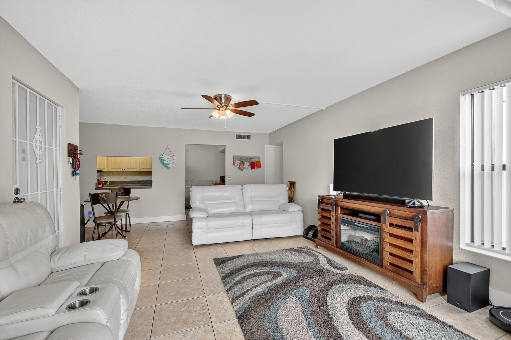 815 Sky Pine Way B1 Property Photo 11