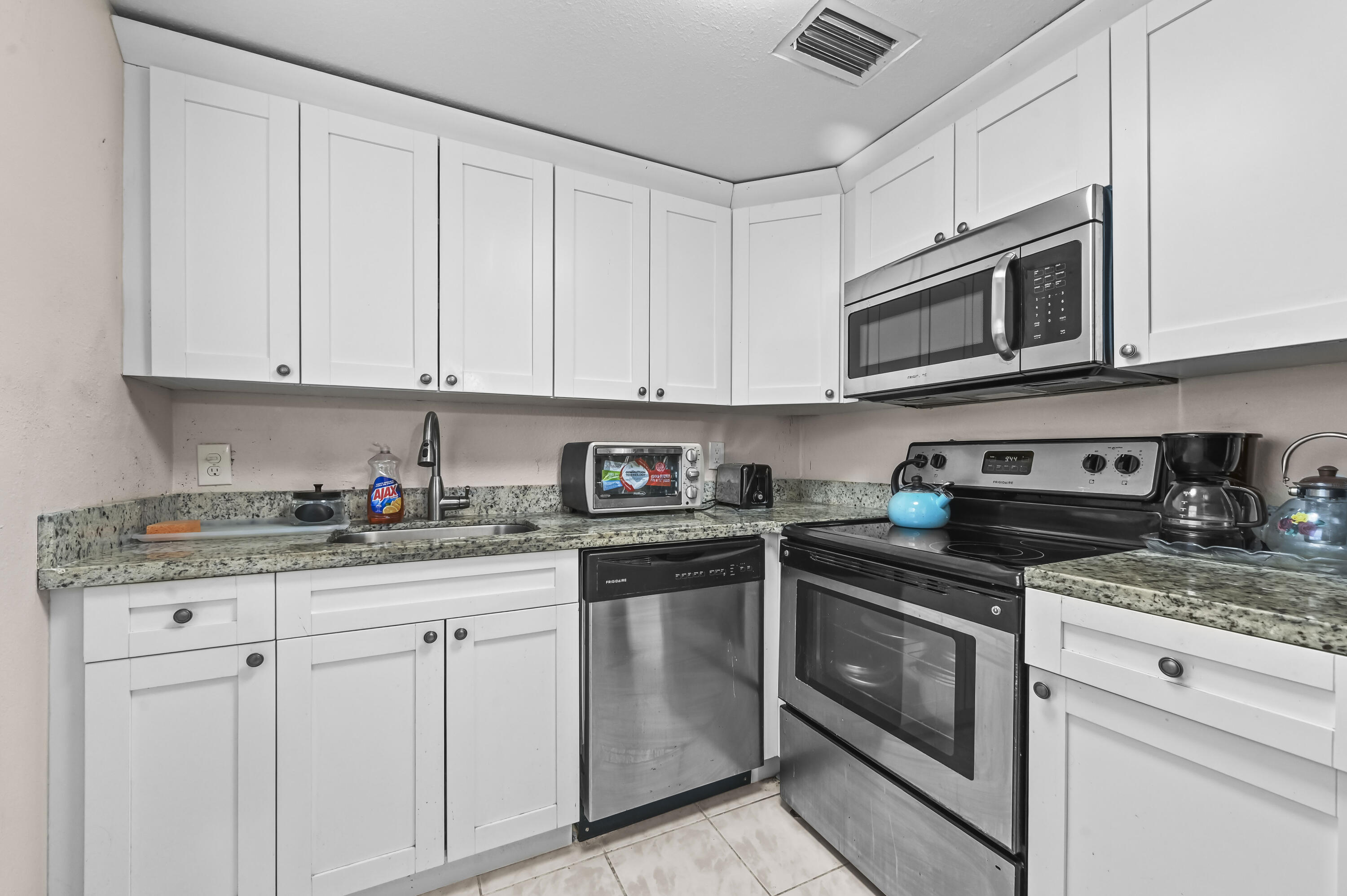 213 Brittany E Property Photo 12