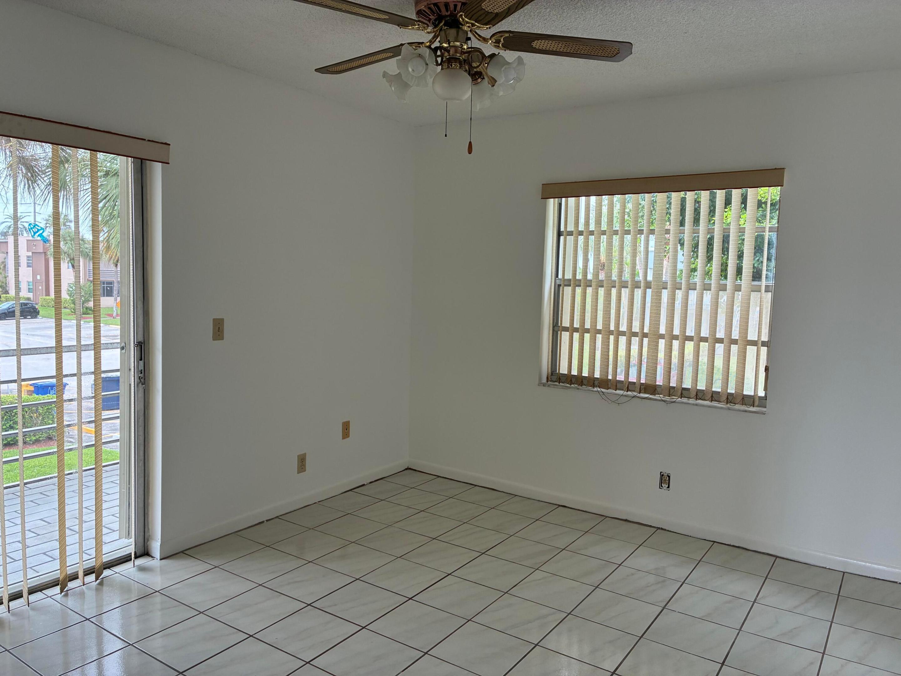 574 Burgundy L 574 Property Photo 19