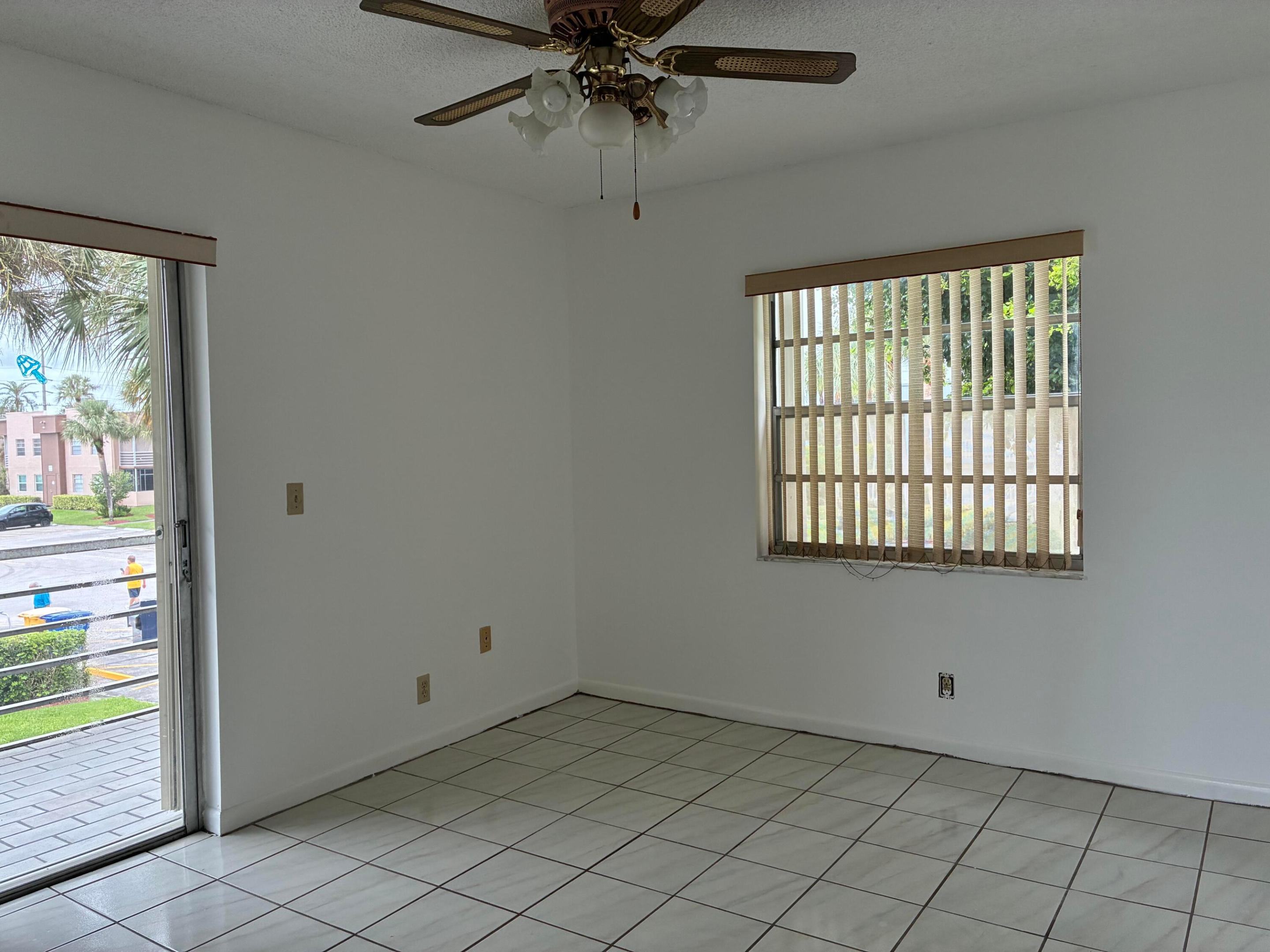 574 Burgundy L 574 Property Photo 24