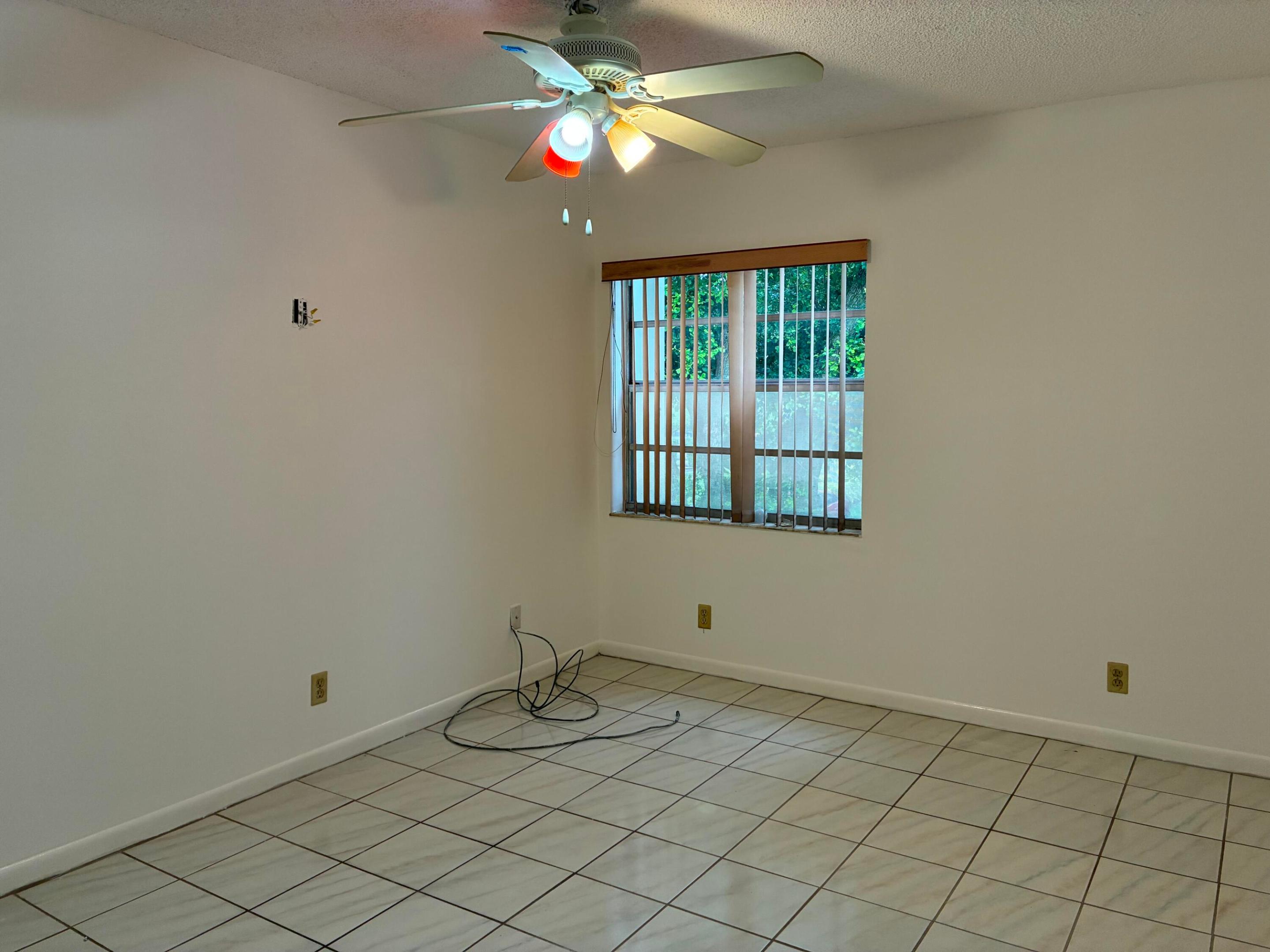 574 Burgundy L 574 Property Photo 32