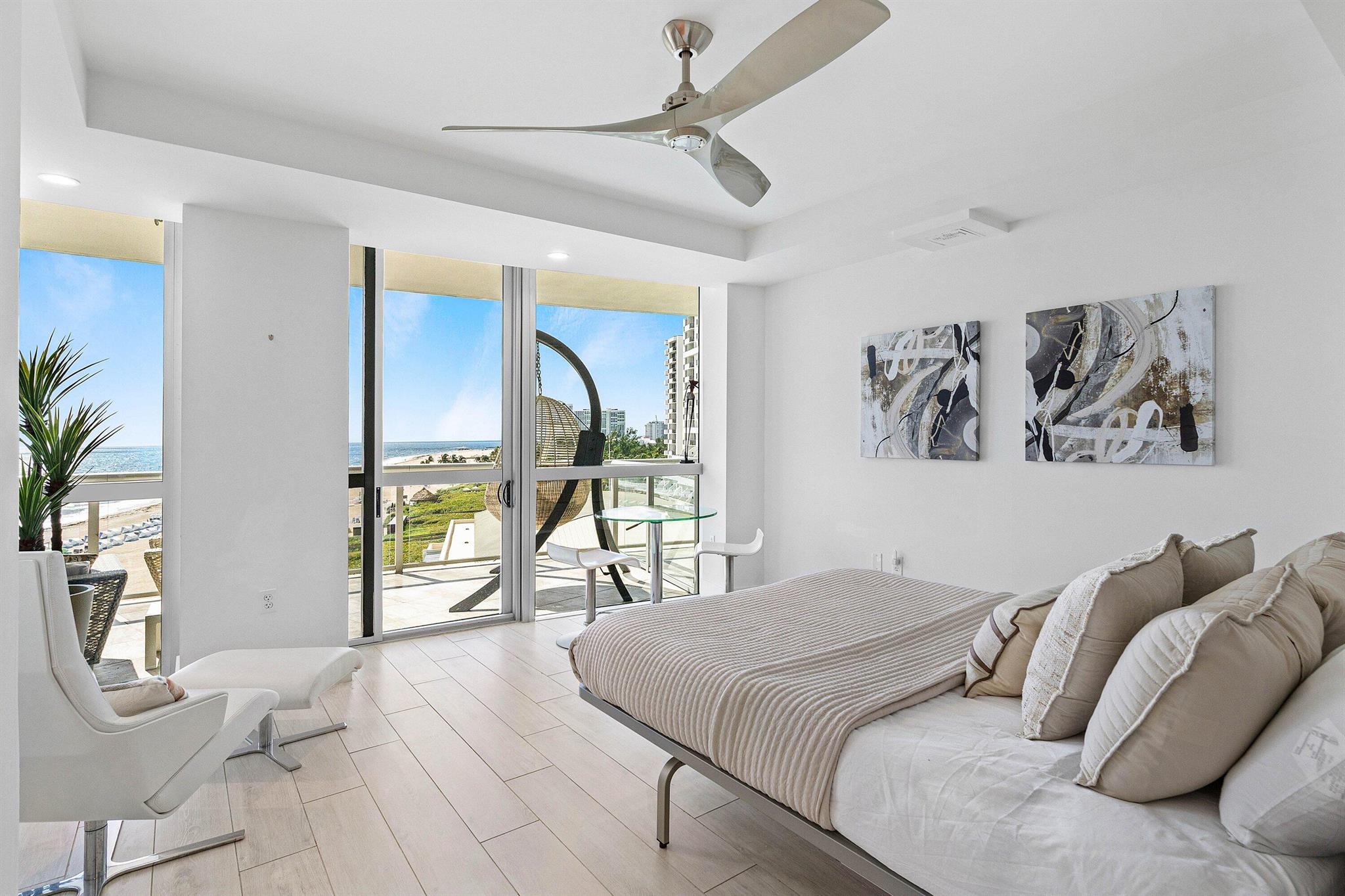 1200 Holiday Drive 602 Property Photo 14