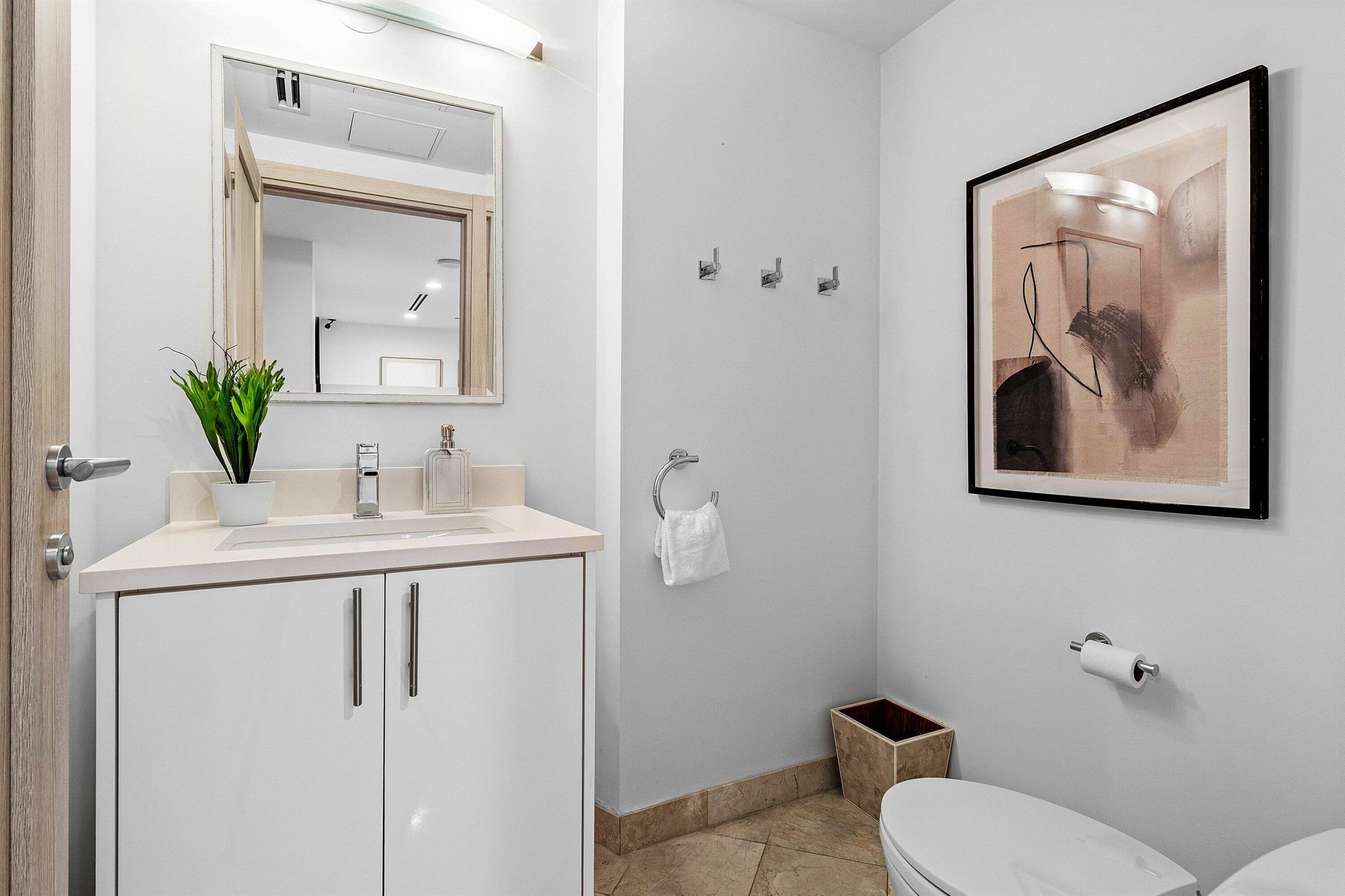 1200 Holiday Drive 602 Property Photo 23