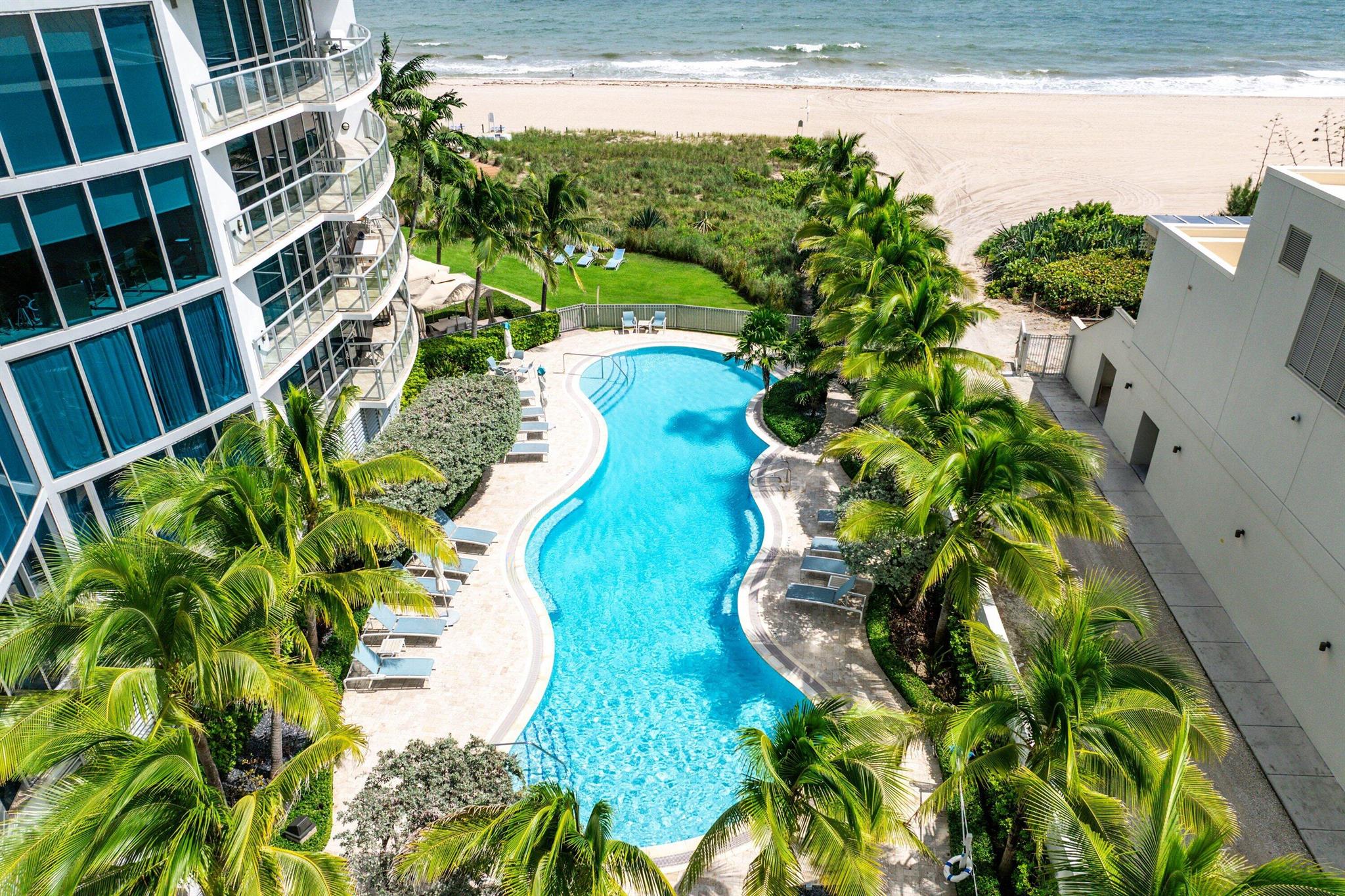 1200 Holiday Drive 602 Property Photo 48