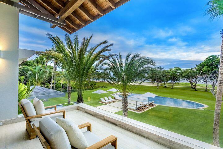 10 00 Property Photo 5