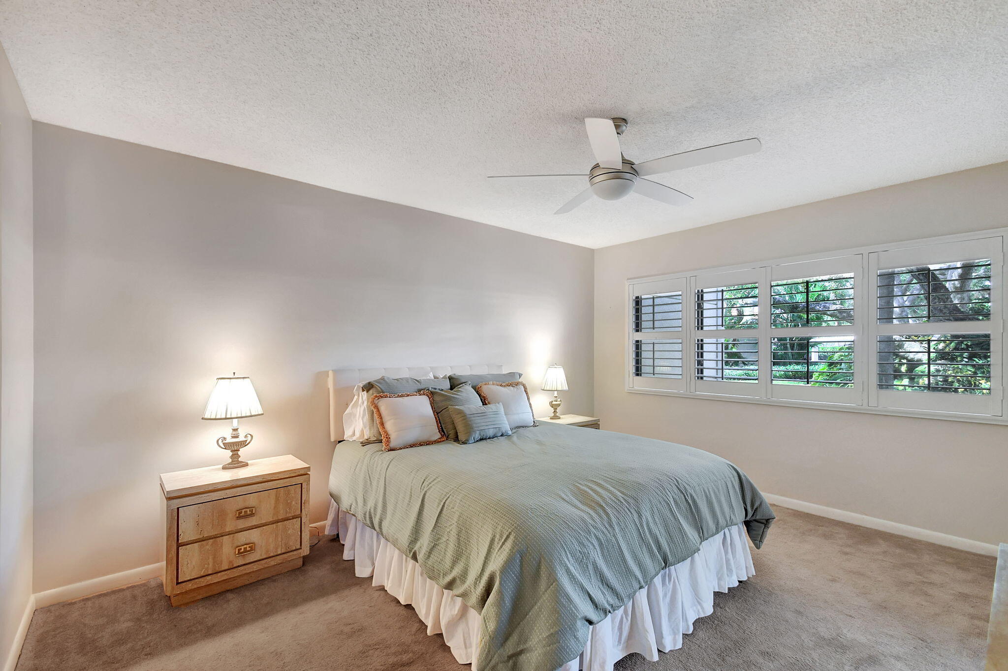 318 Oak Harbour Drive 318 Property Photo 14
