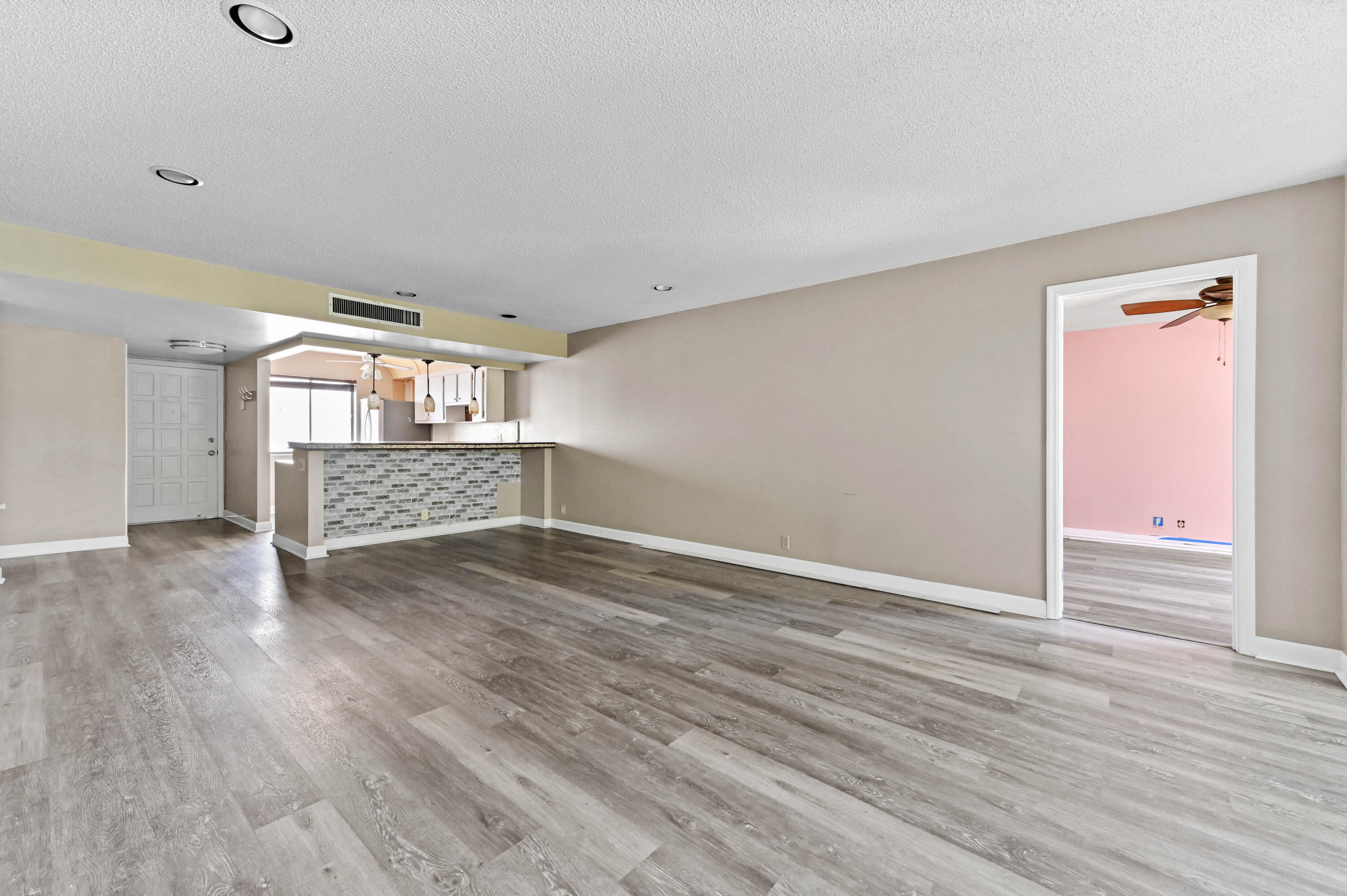 4080 Tivoli Court 202 Property Photo 10