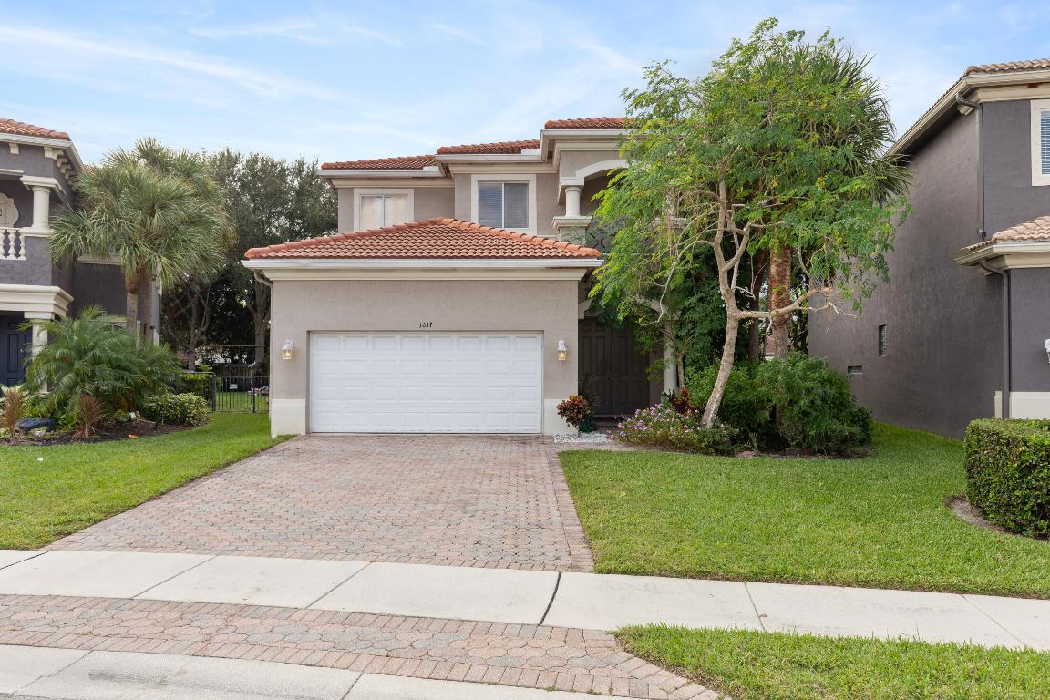 1017 Grove Park Circle