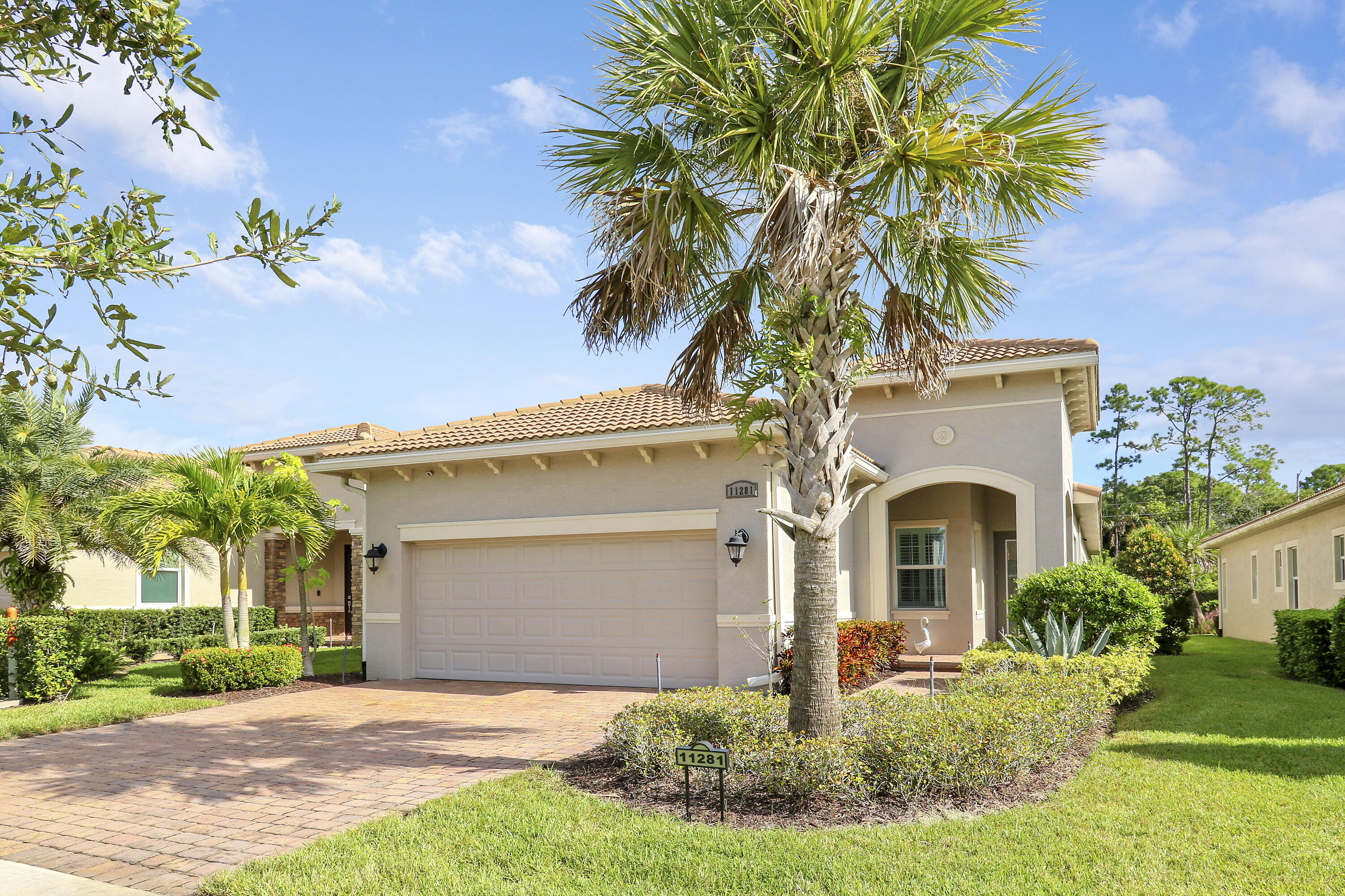 11281 SW Visconti Way Property Photo 1