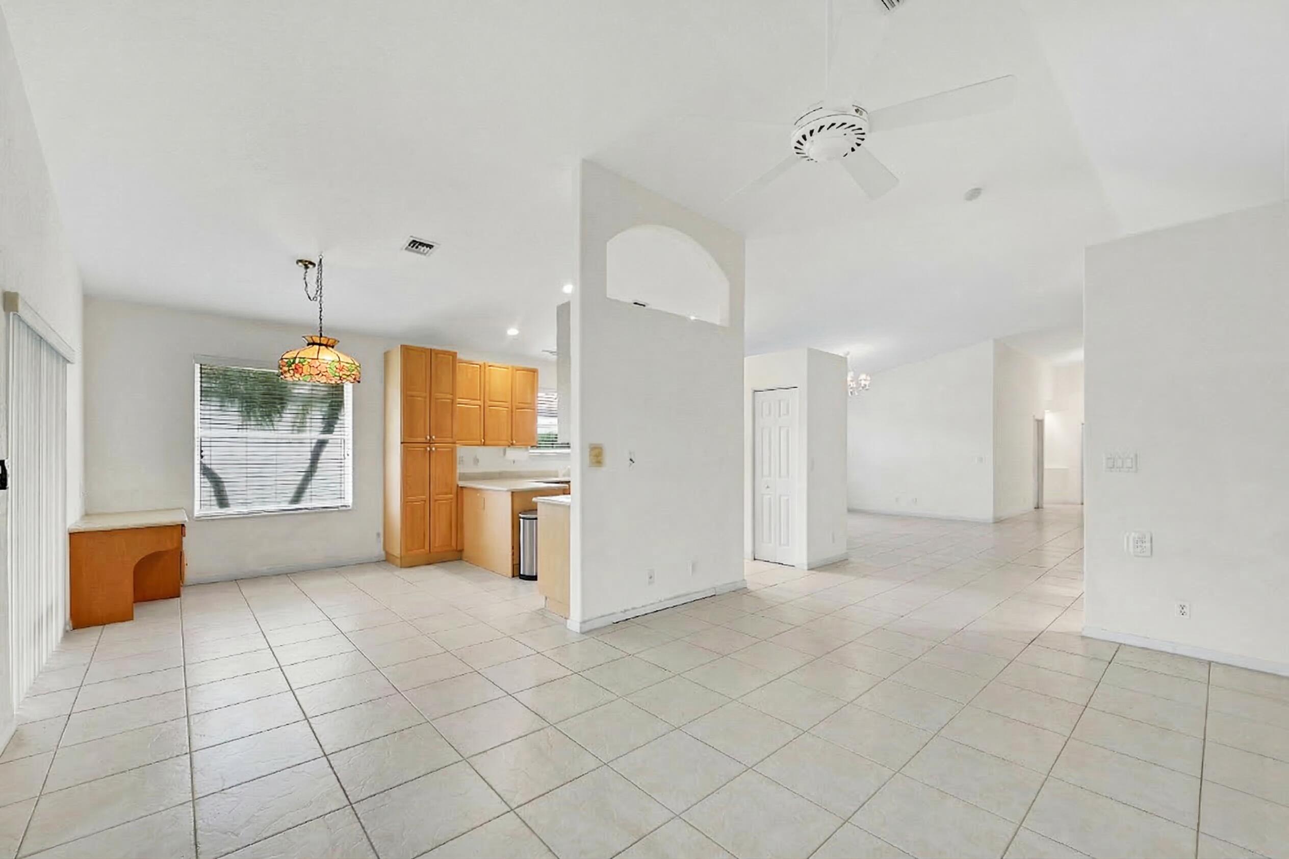 10382 Utopia Circle E Property Photo 10