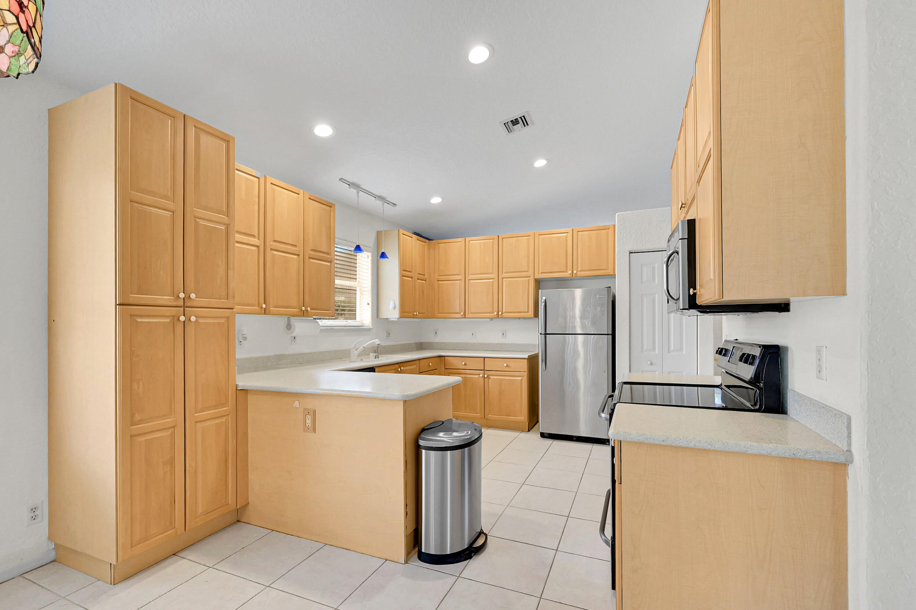 10382 Utopia Circle E Property Photo 11
