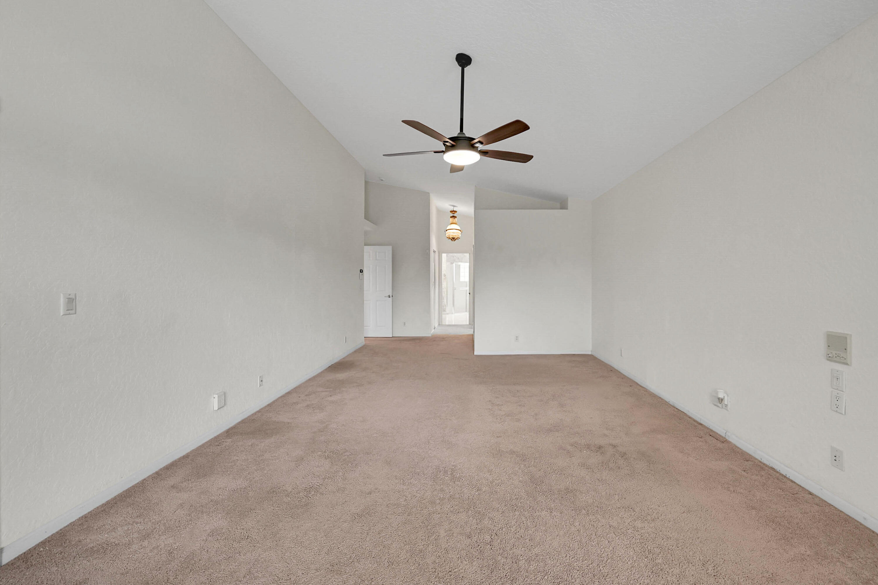 10382 Utopia Circle E Property Photo 15