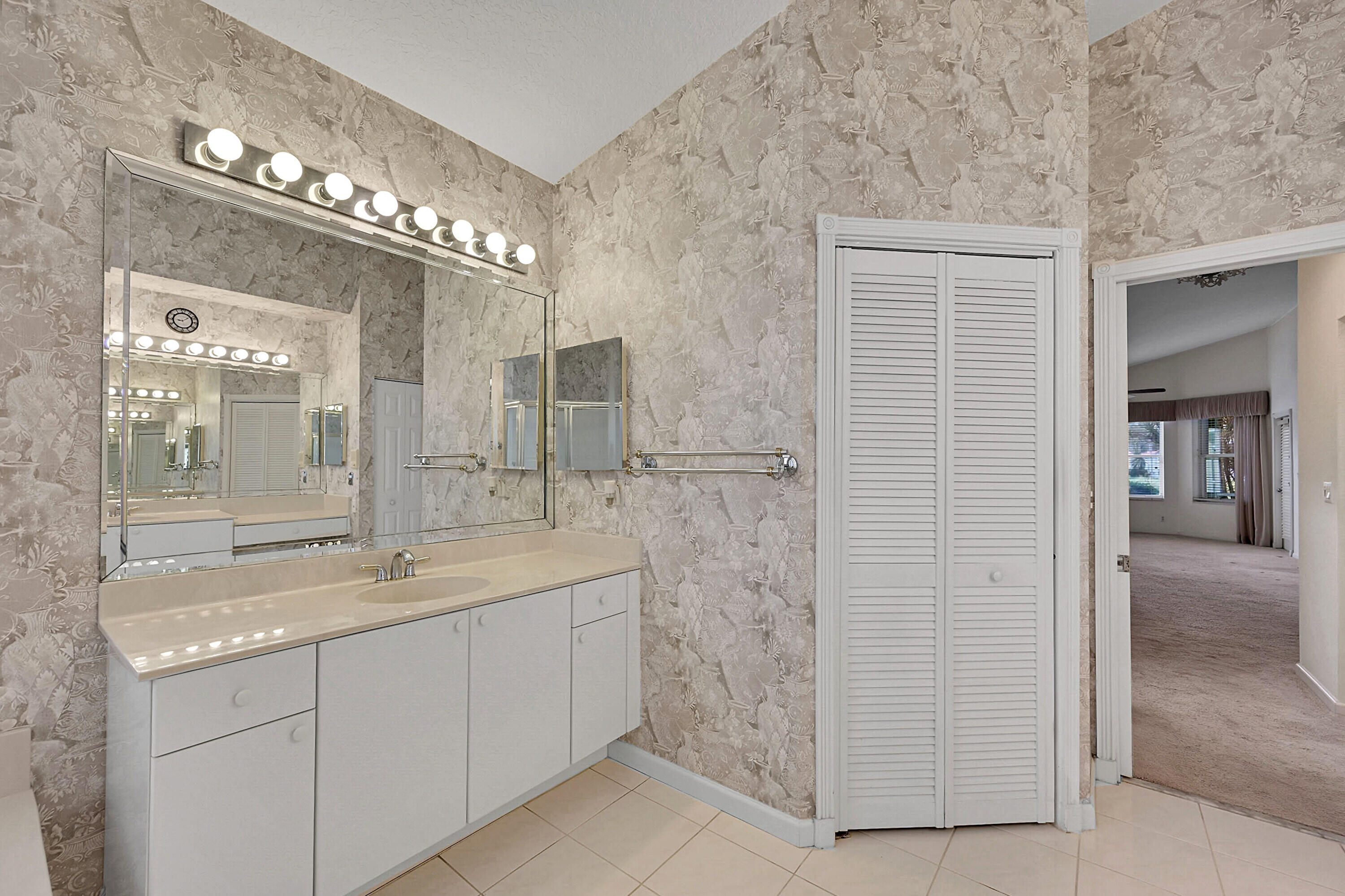 10382 Utopia Circle E Property Photo 18