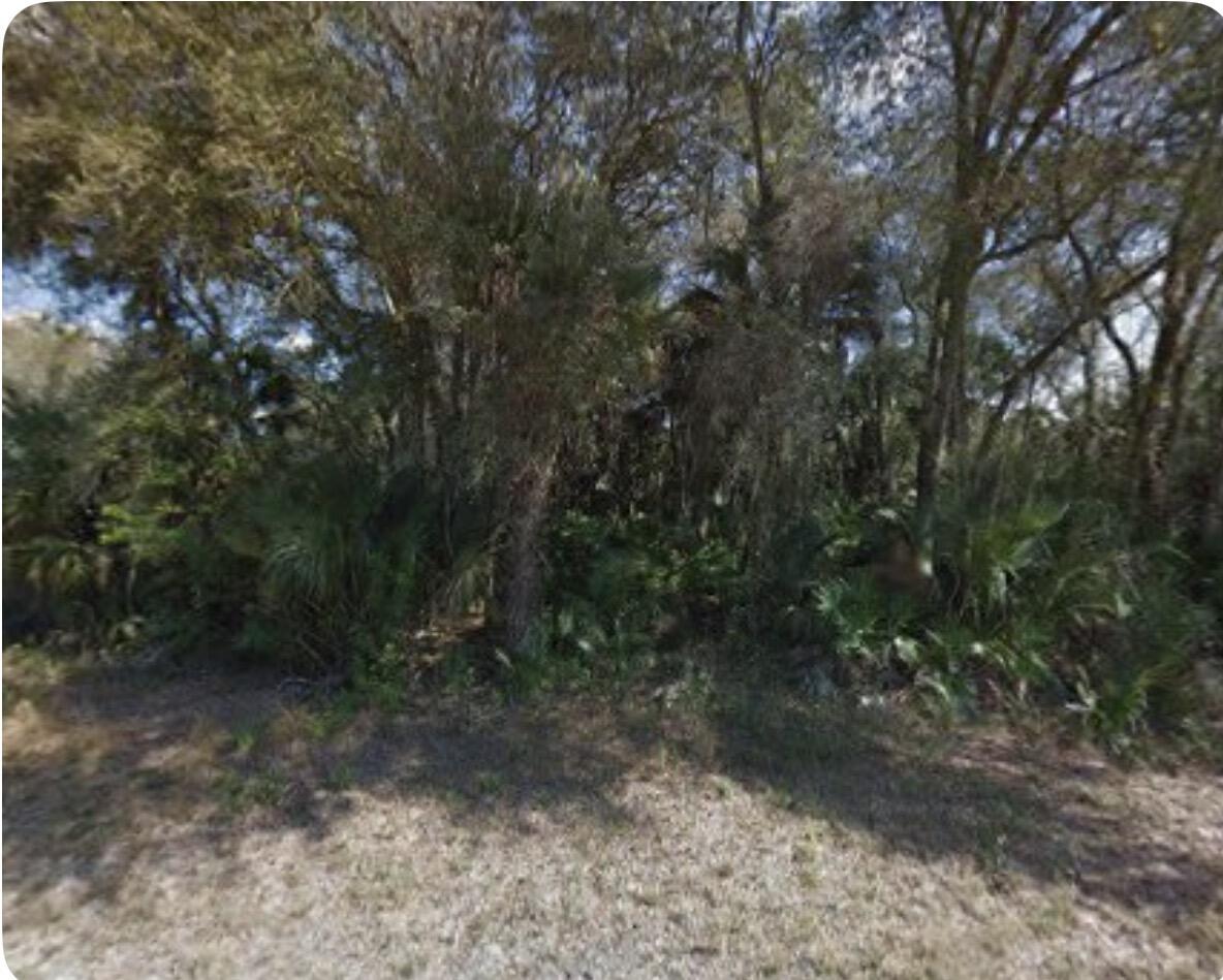 122 Carey Avenue S Property Photo 1