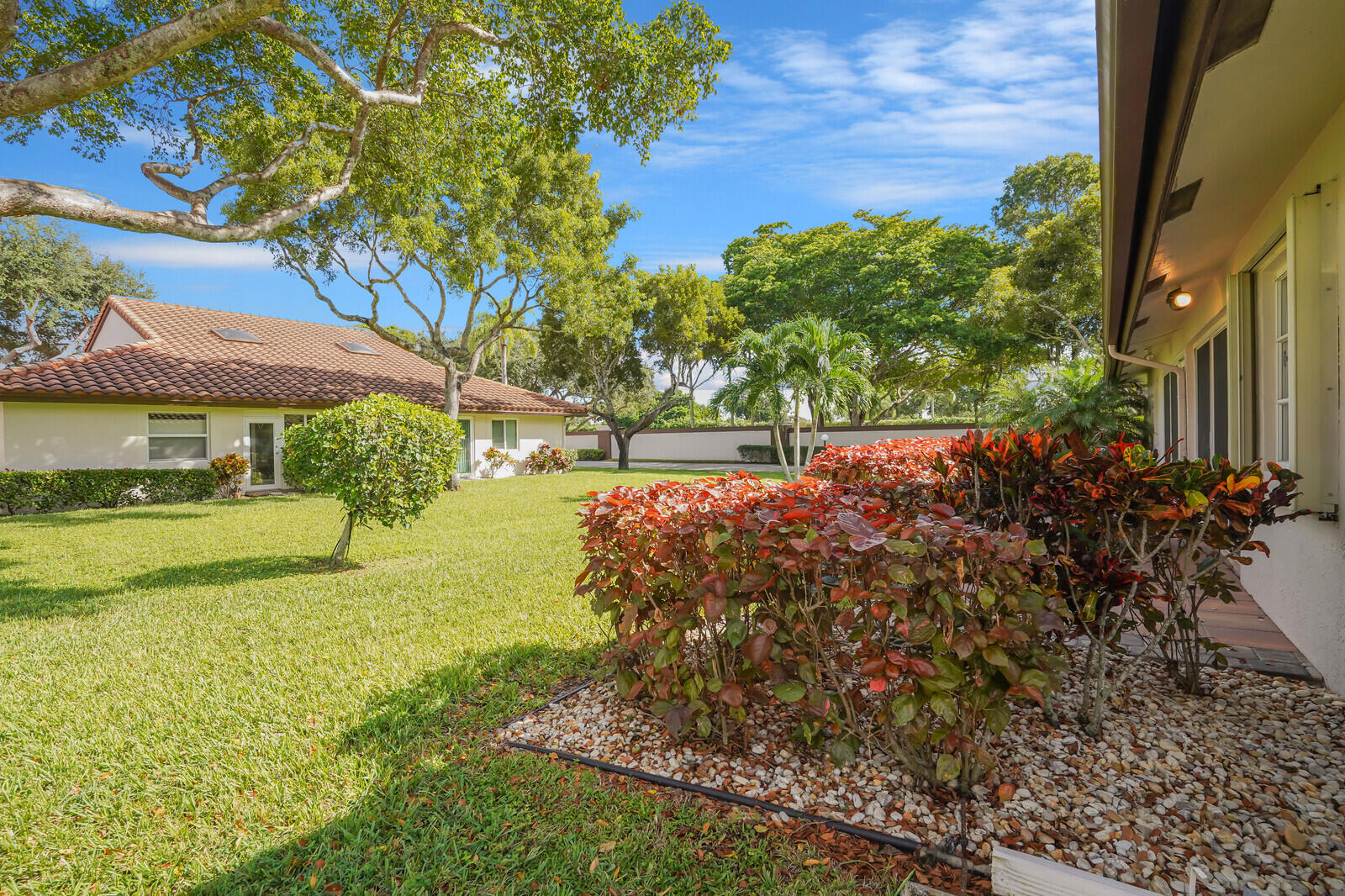 6099 Waldwick Circle Property Photo 44