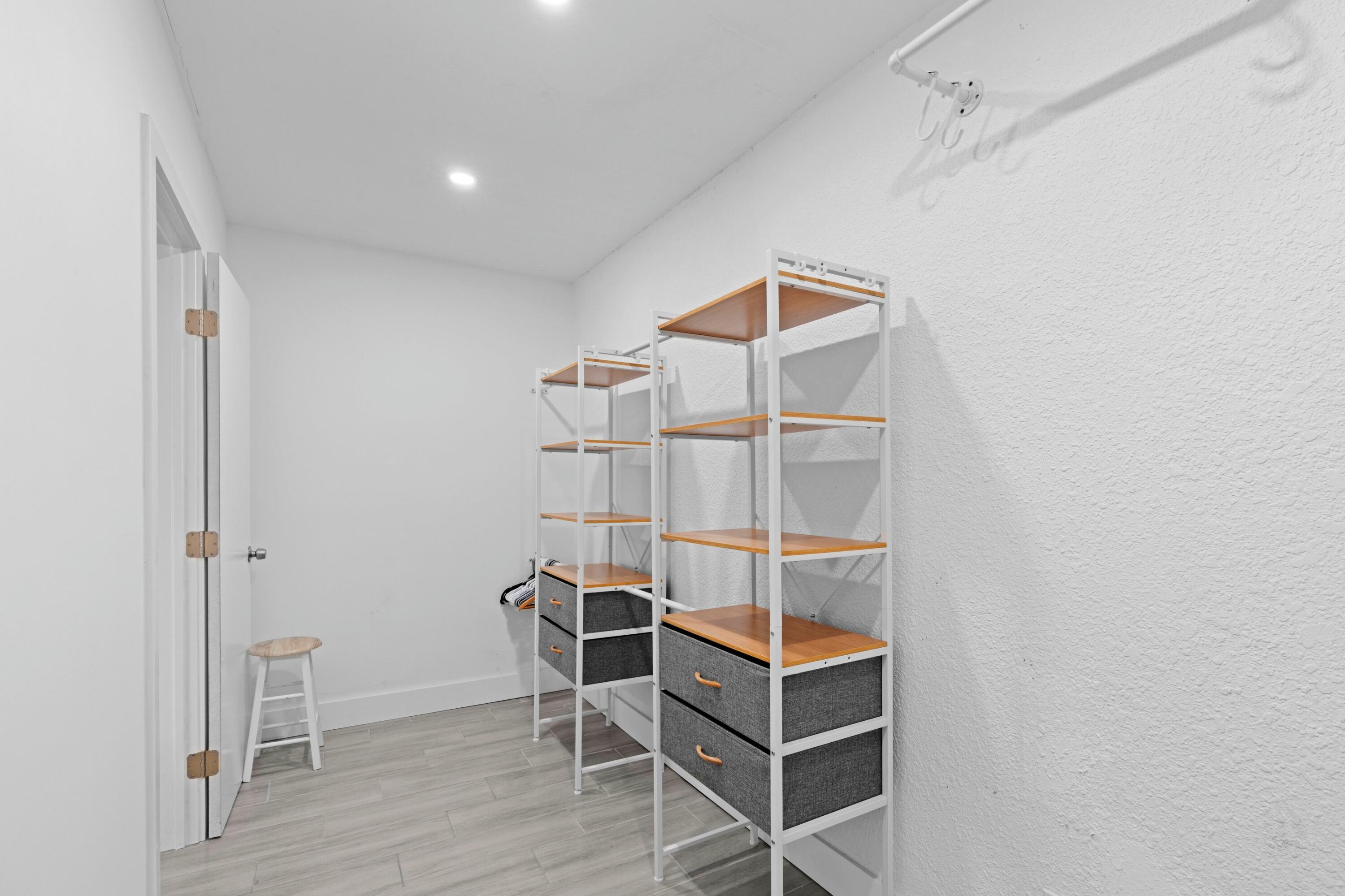 5285 Sunrise Boulevard Property Photo 13
