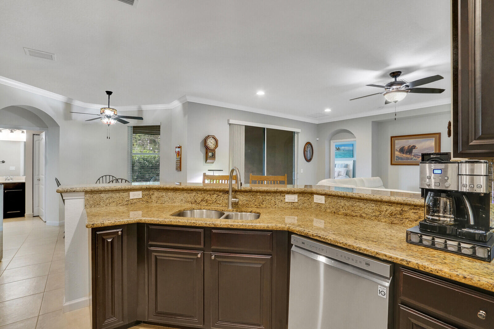 9328 Silent Oak Circle Property Photo 15