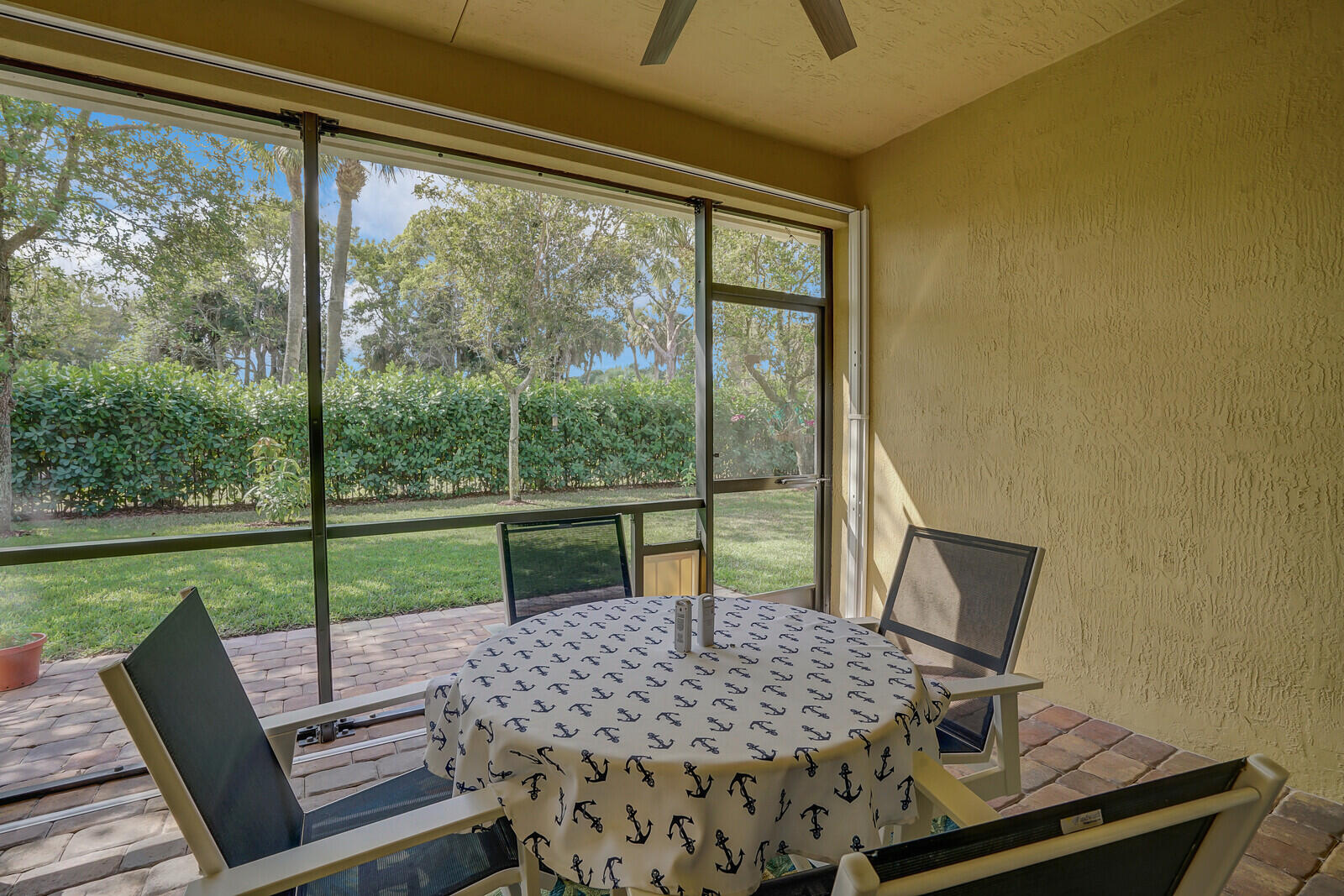 9328 Silent Oak Circle Property Photo 28
