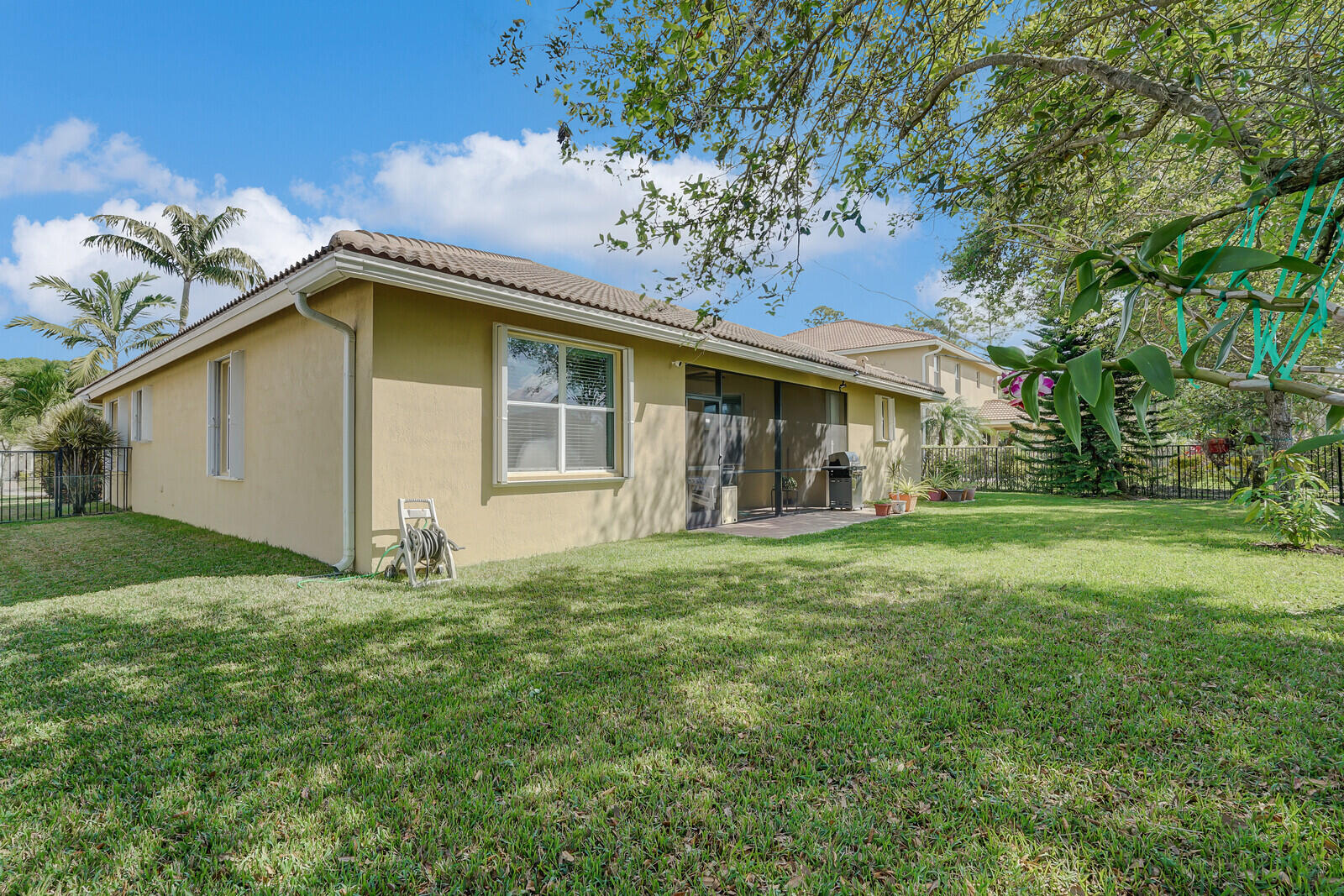9328 Silent Oak Circle Property Photo 30
