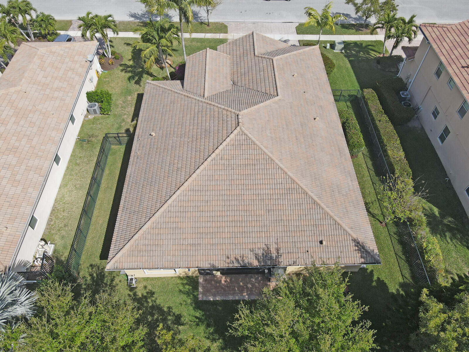 9328 Silent Oak Circle Property Photo 35