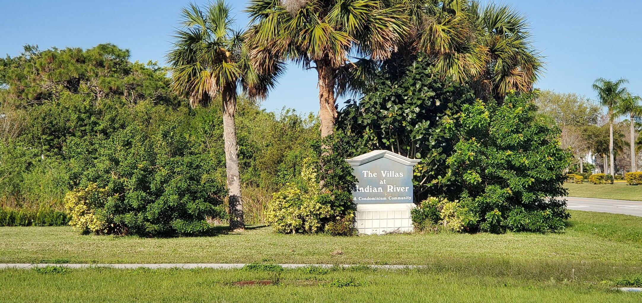 560 7th Place Property Photo 30