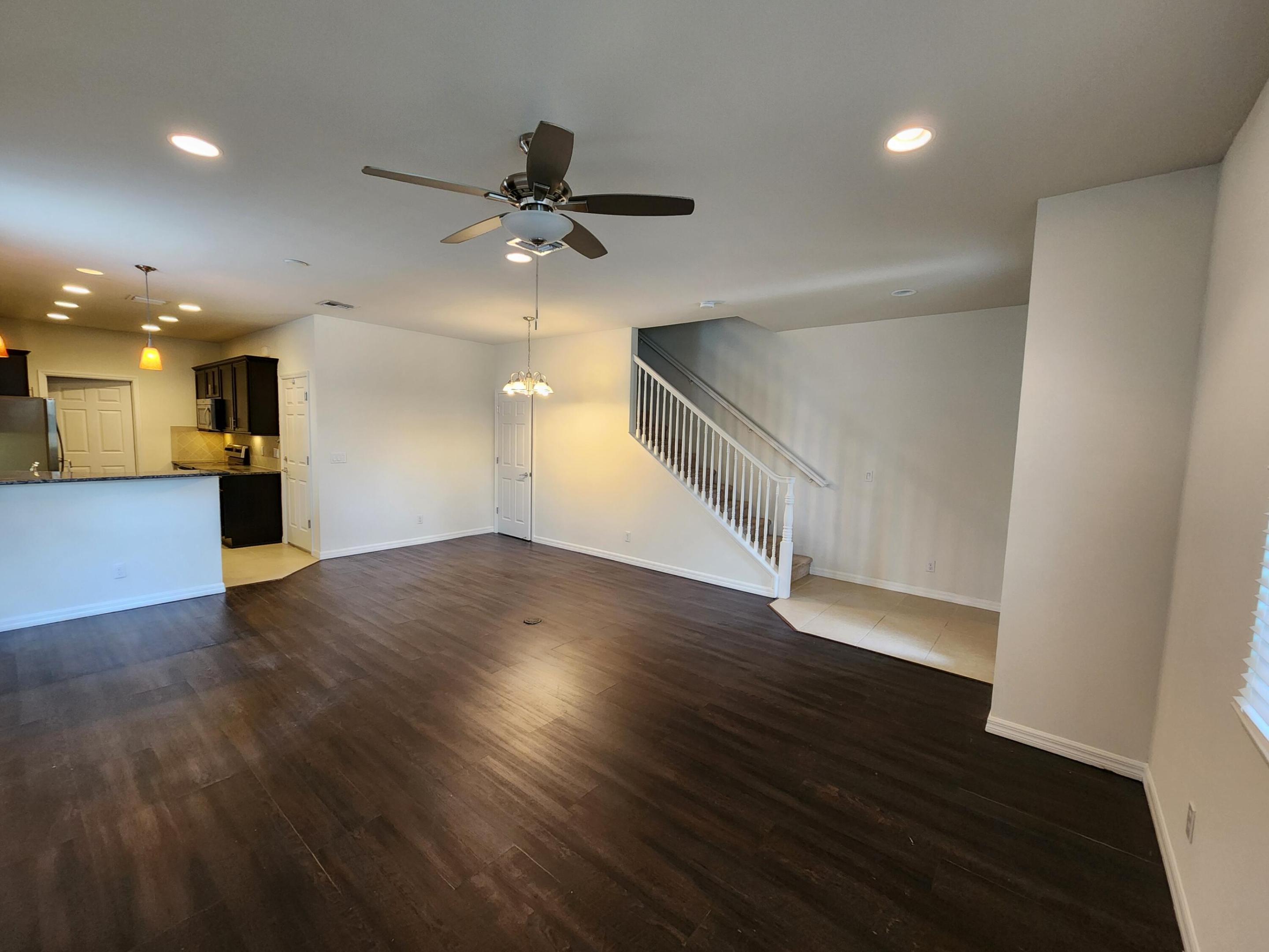 1102 Dakota Drive Property Photo 6