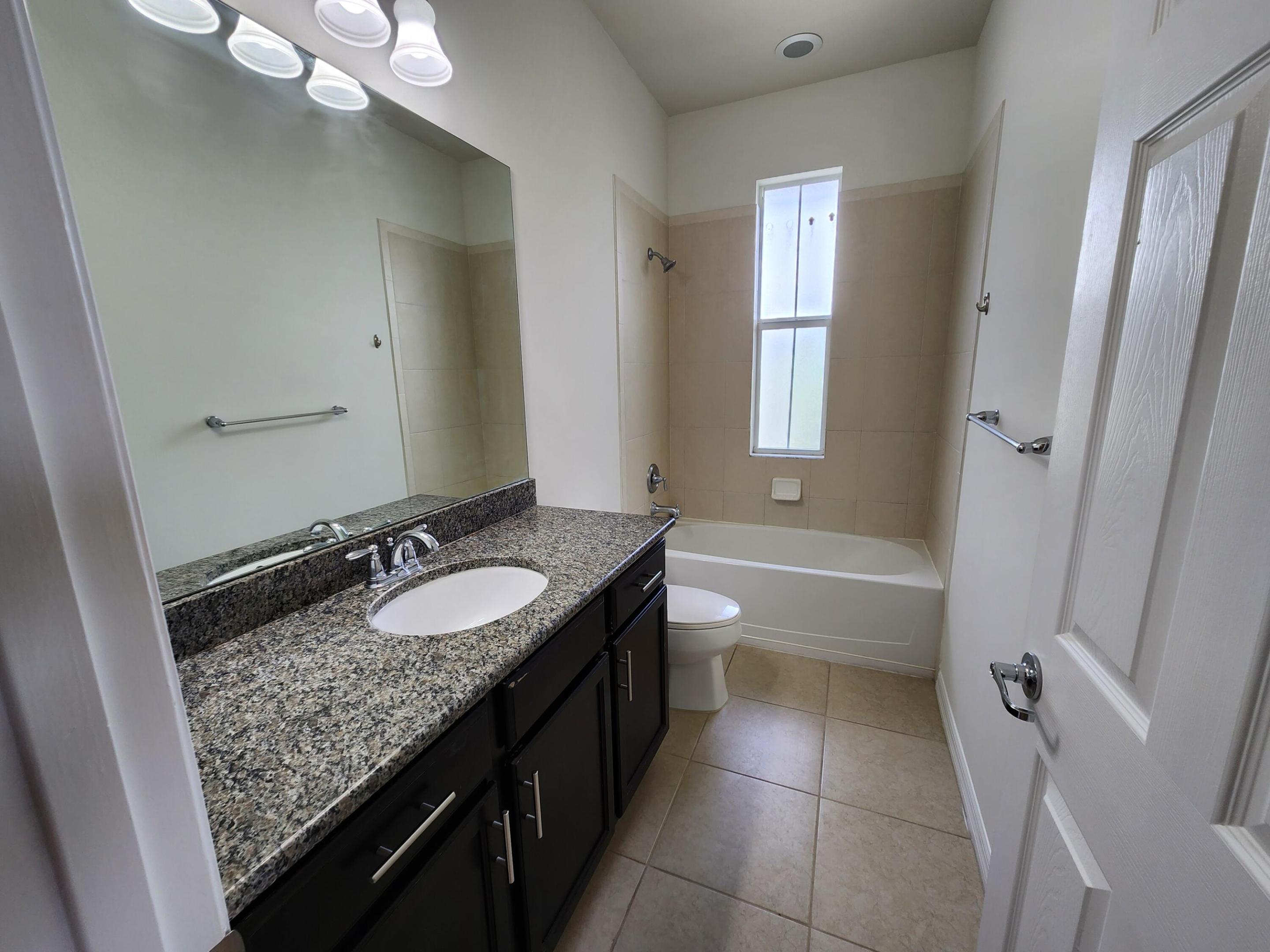 1102 Dakota Drive Property Photo 14