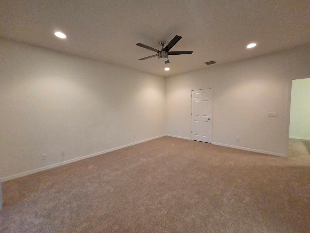 1102 Dakota Drive Property Photo 19