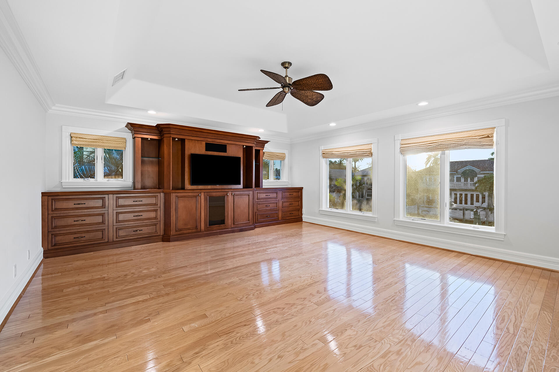 413 Coconut Isle Drive Property Photo 17