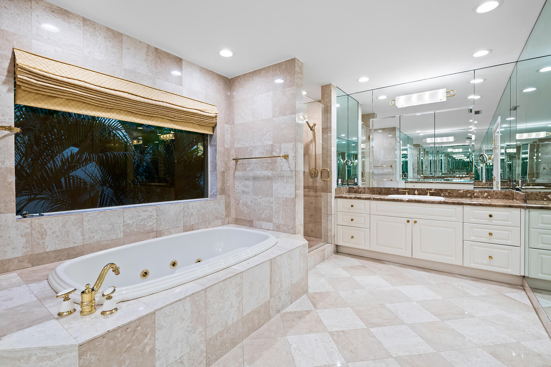 413 Coconut Isle Drive Property Photo 19