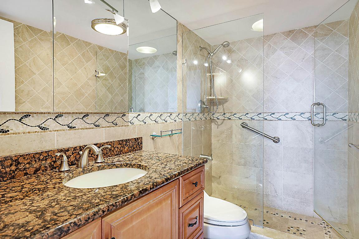 2121 N Ocean Boulevard 1105w Property Photo 20