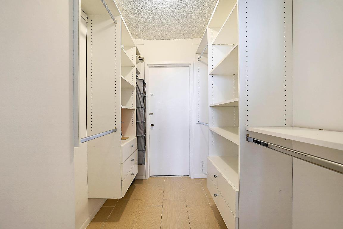 2121 N Ocean Boulevard 1105w Property Photo 21