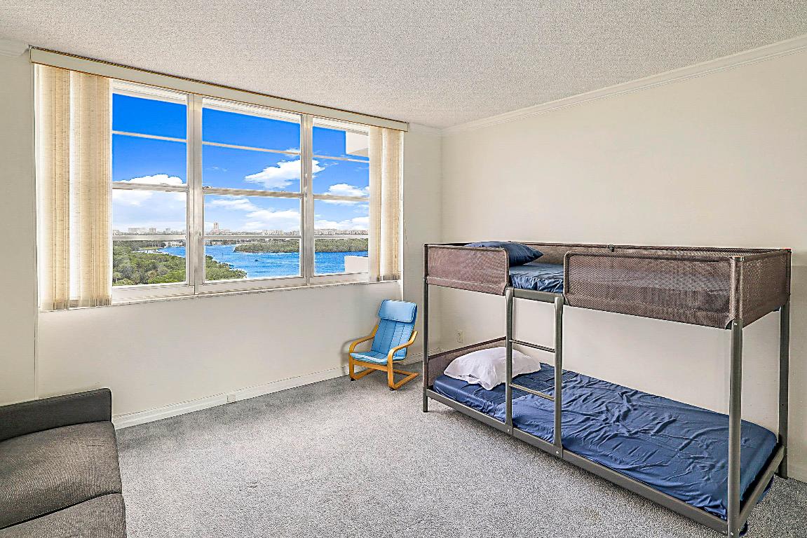 2121 N Ocean Boulevard 1105w Property Photo 22