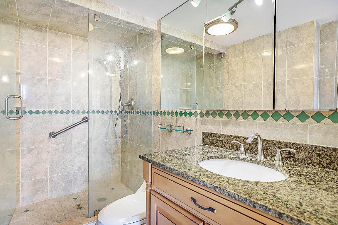 2121 N Ocean Boulevard 1105w Property Photo 24