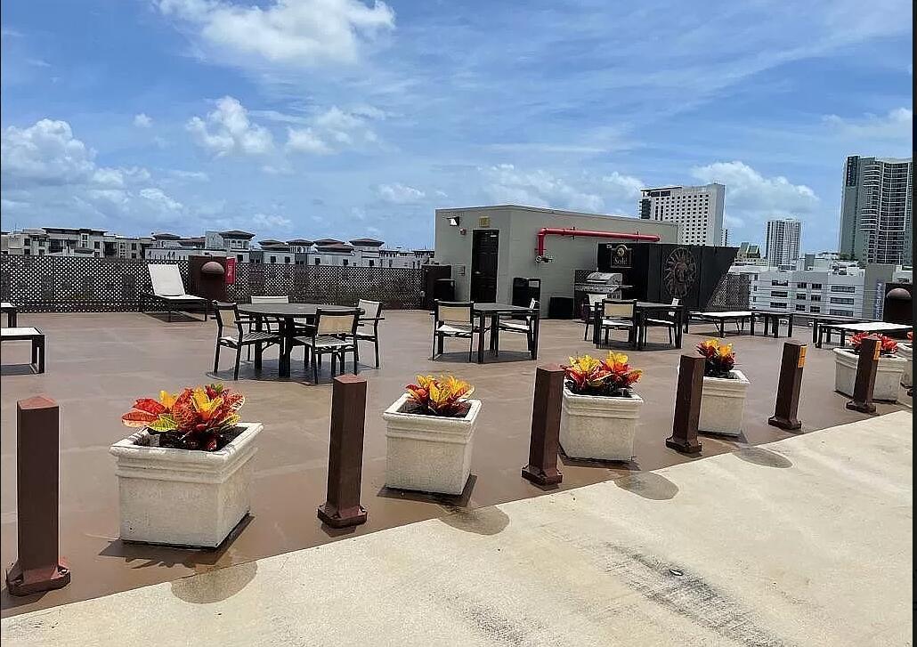 533 Ne 3rd Avenue 120 Property Photo 19