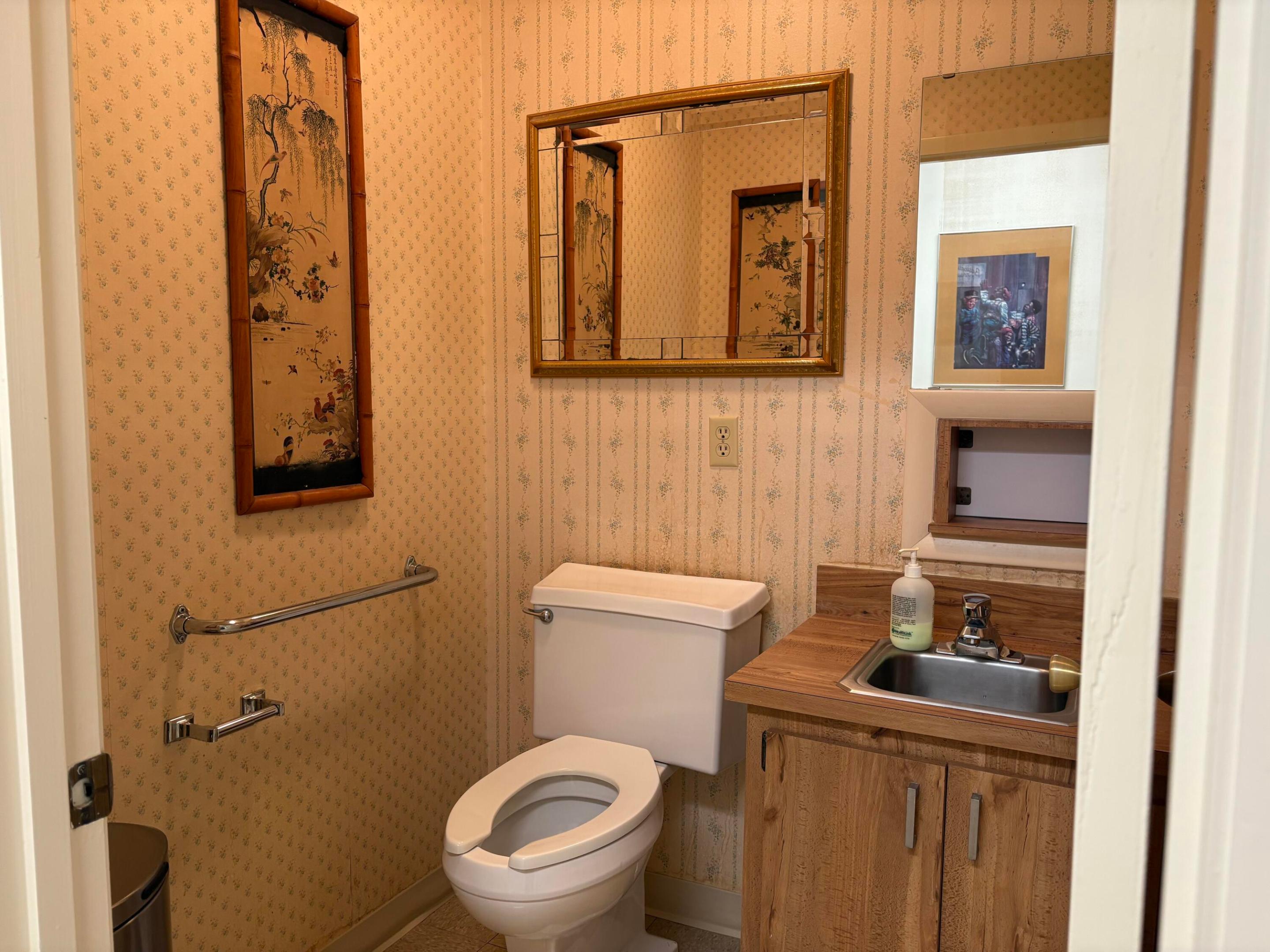 1912 Nebraska Avenue Property Photo 28
