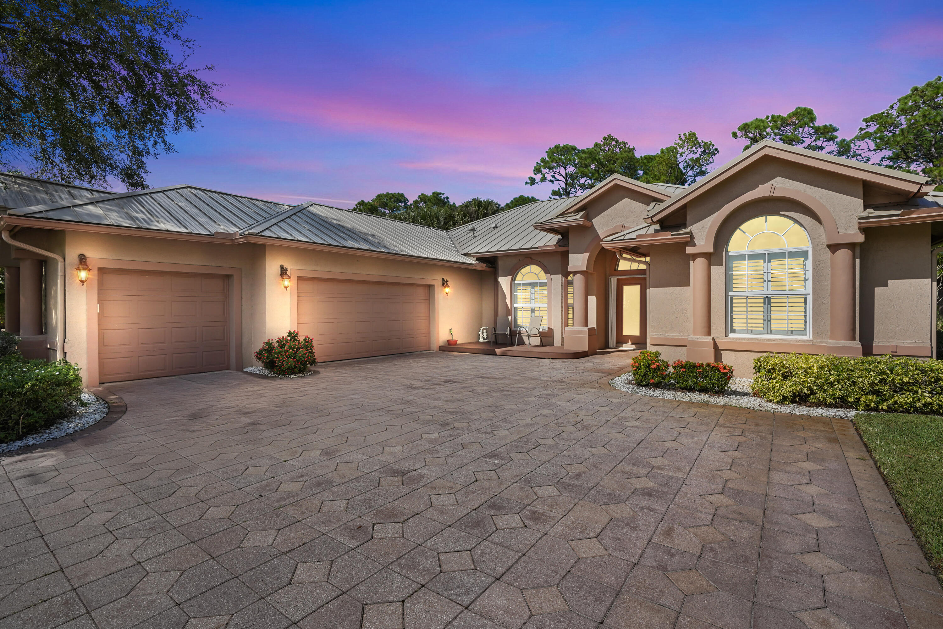 3401 Bent Pine Drive